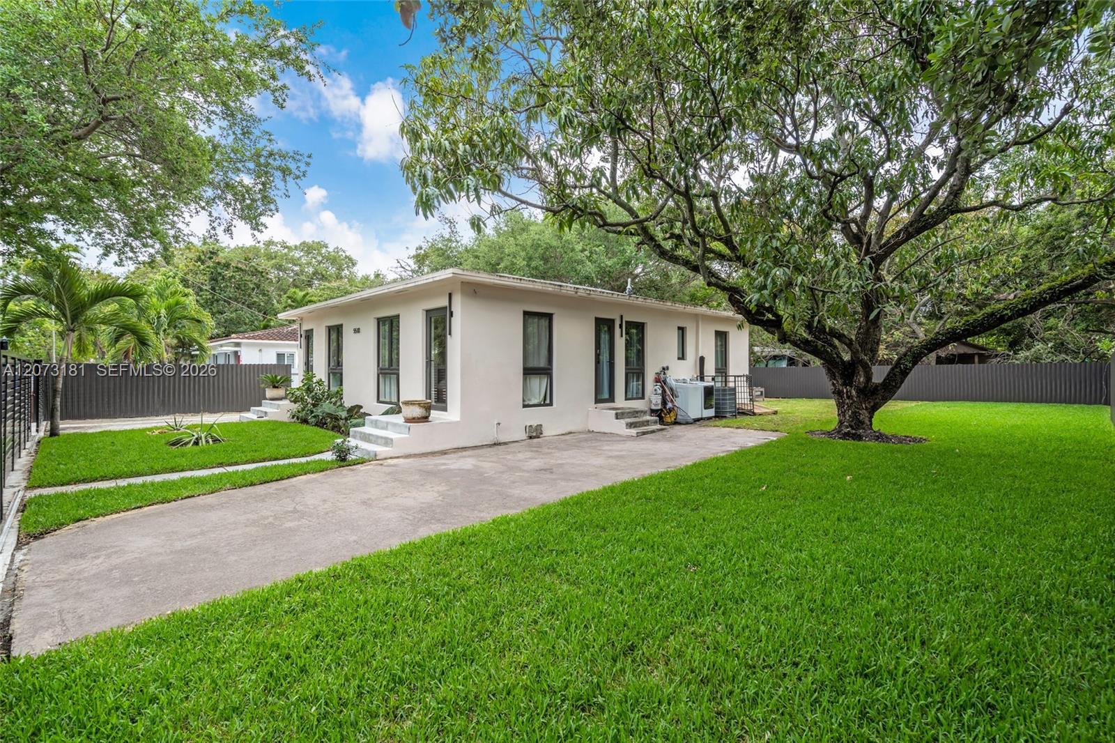 5510 NW 1st Ave — Photo 4