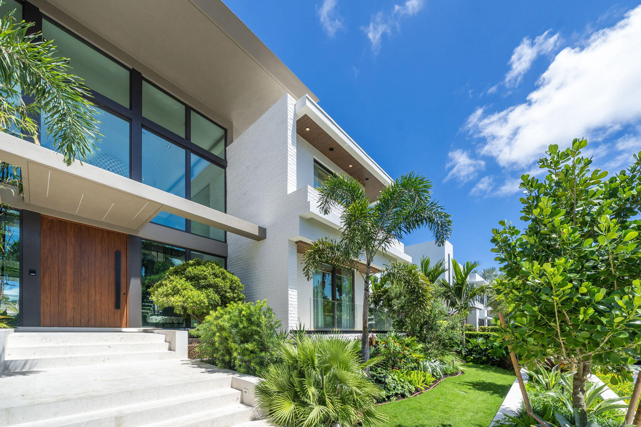 600 Solar Isle Drive — Photo 5