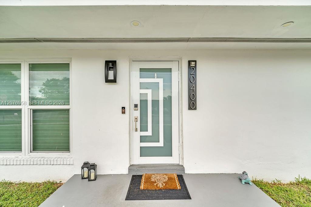 20400 NW 38th Ct — Photo 5