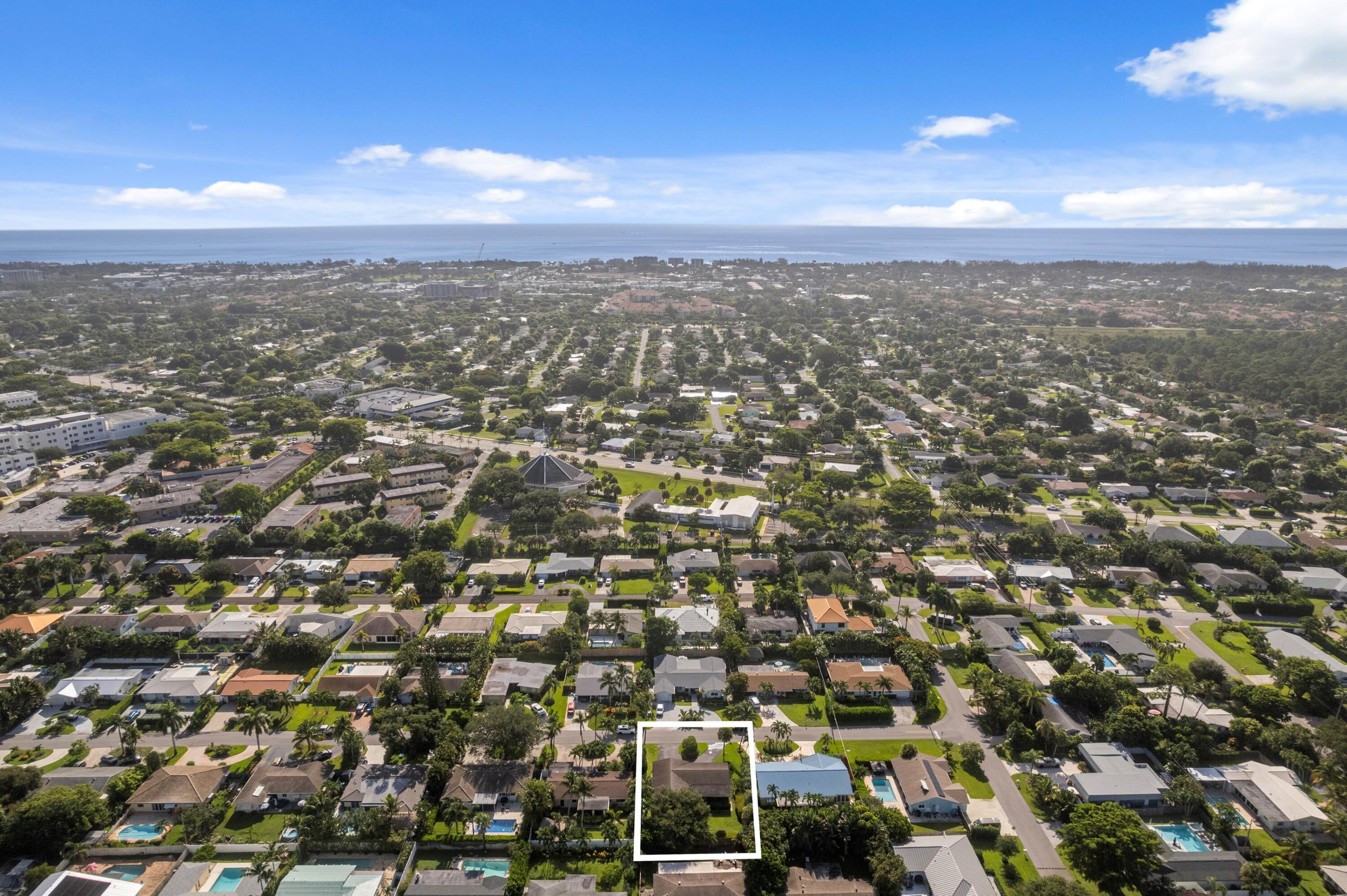 2841 SW 5TH Street — Photo 2