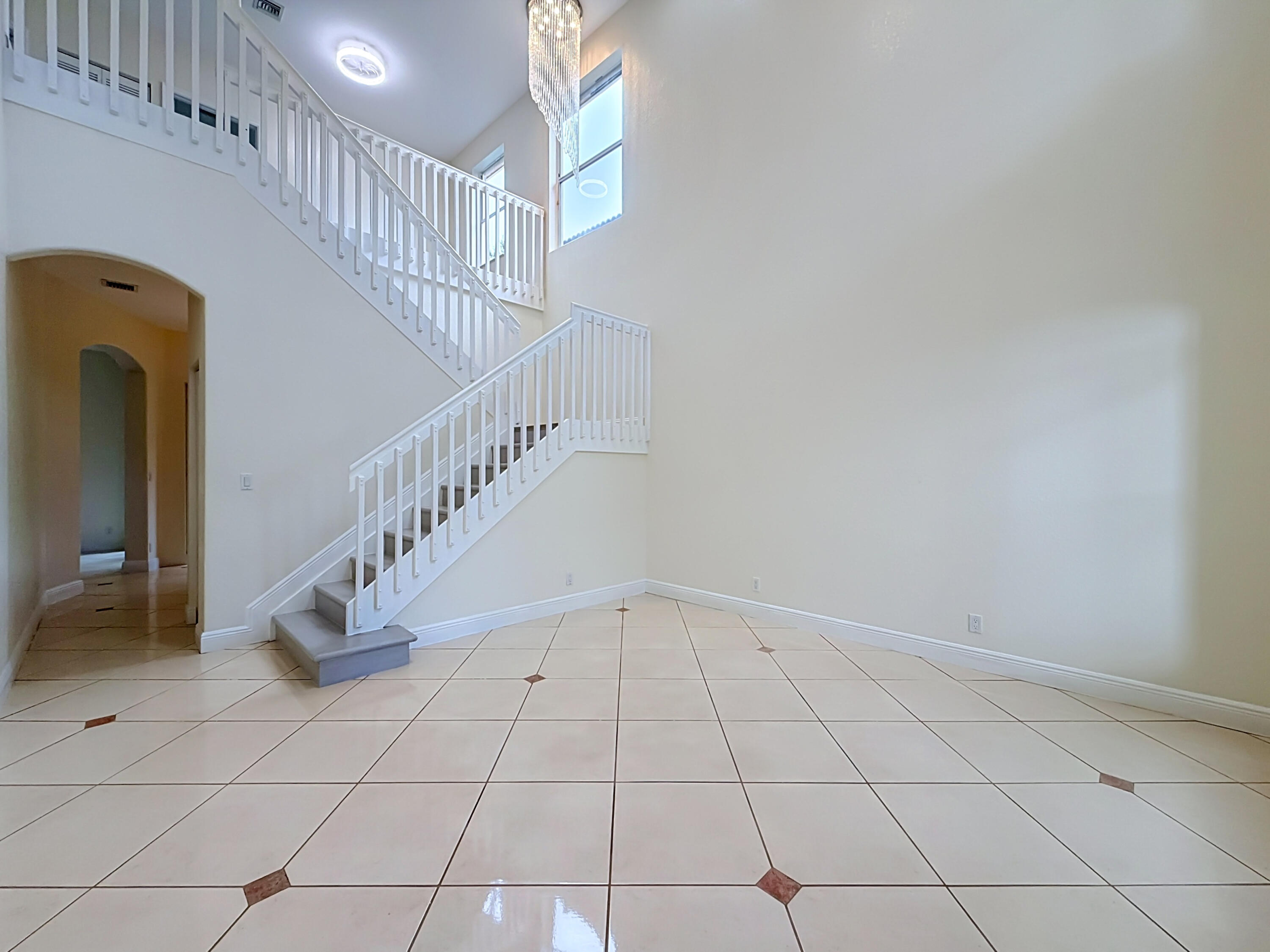 6657 LURAIS Drive — Photo 5