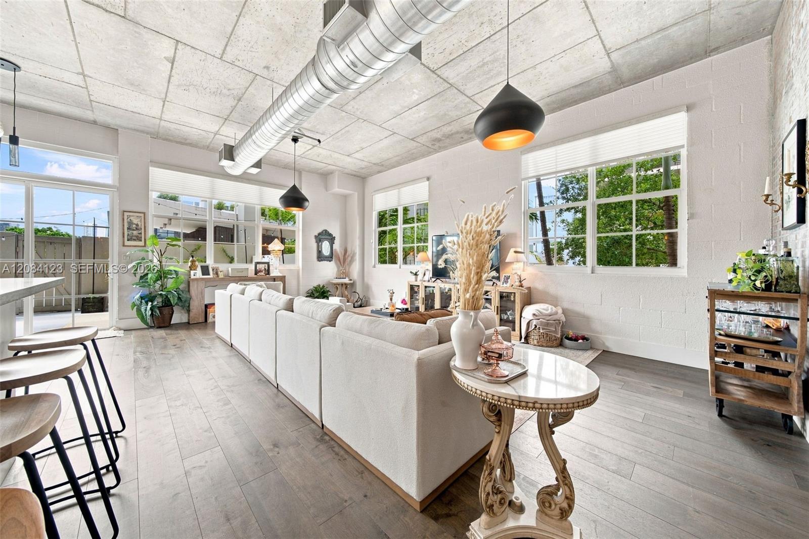 410 NW 1st Ave # 202 — Photo 5
