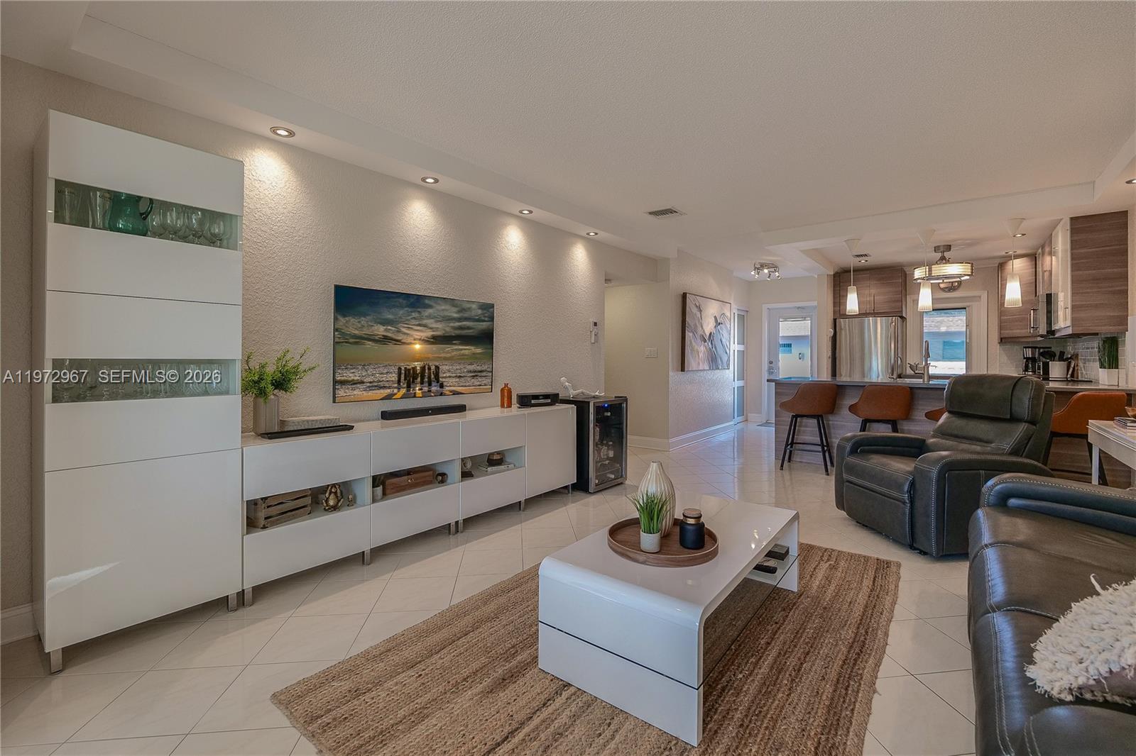 5171 W Oakland Park Blvd # 309 — Photo 3