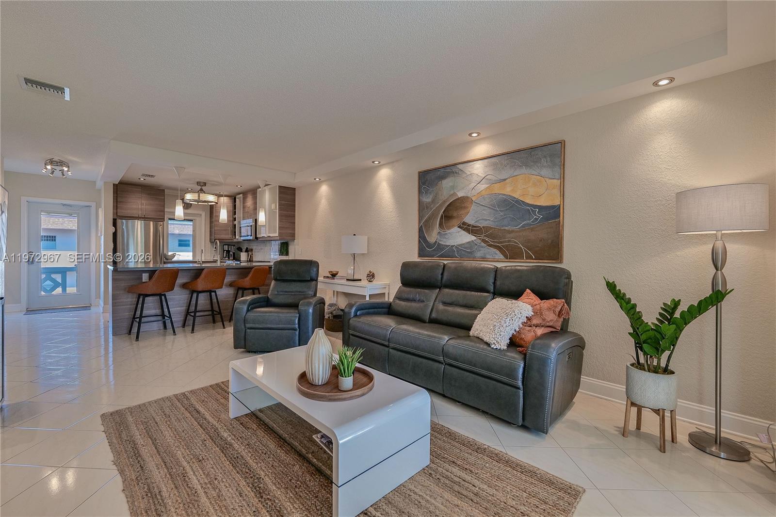5171 W Oakland Park Blvd # 309 — Photo 4