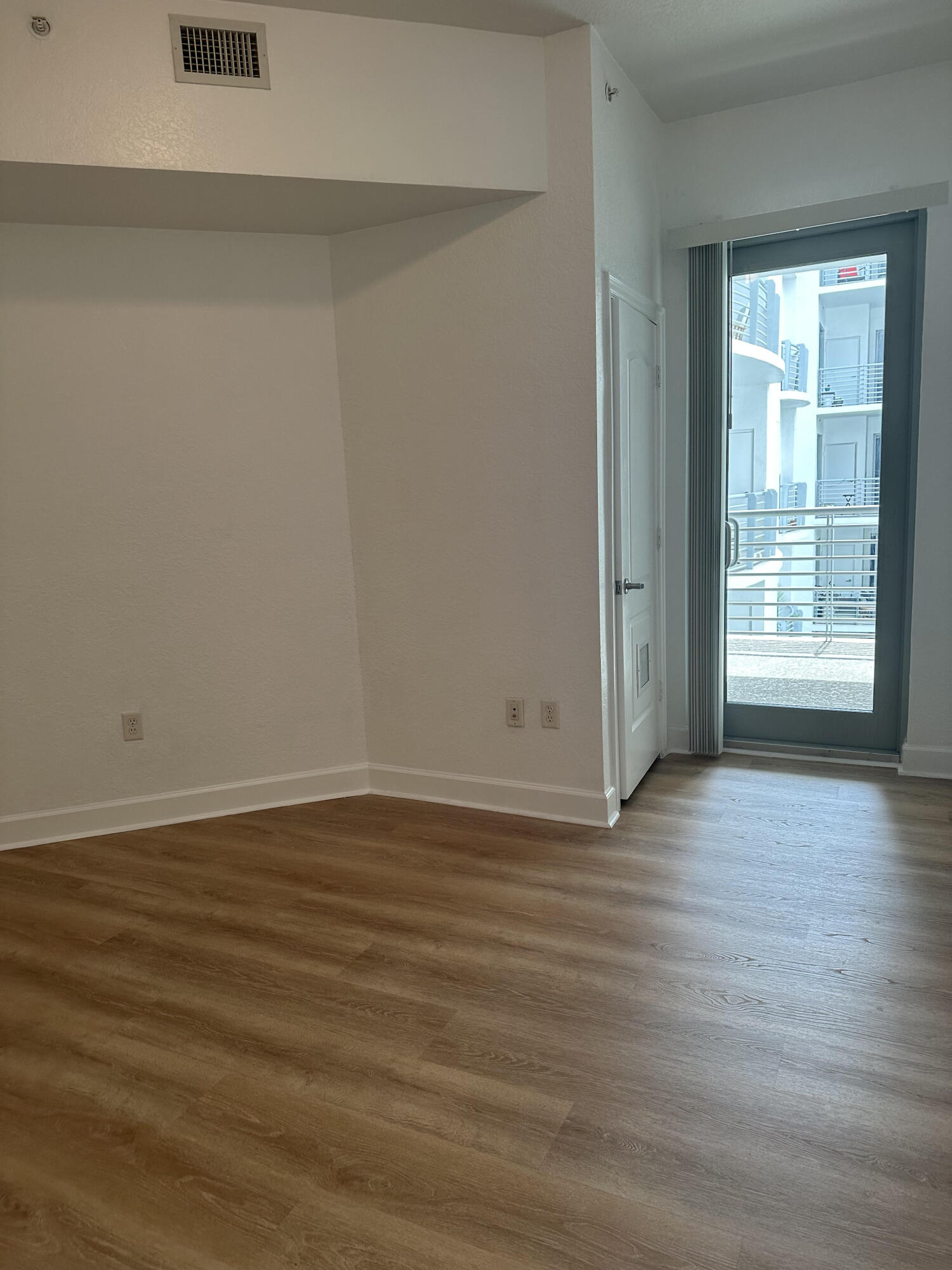 1830 Radius Drive # 1220 — Photo 3