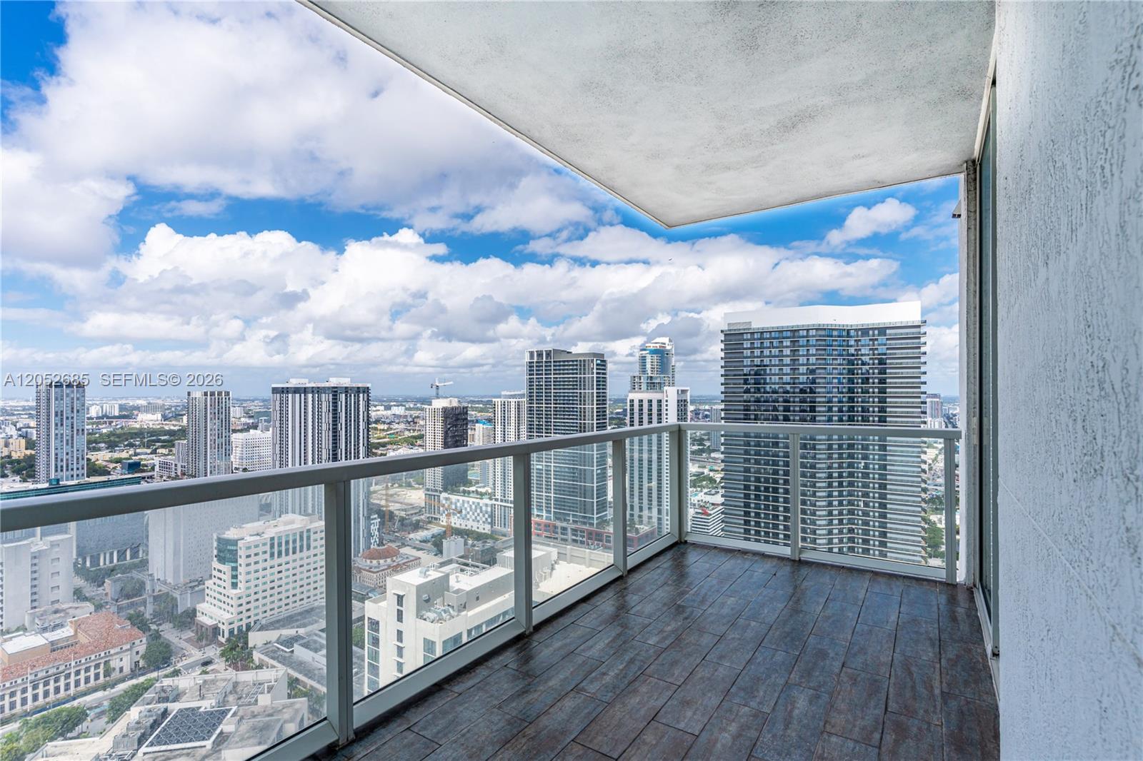 244 Biscayne Blvd # 4708, Miami FL 33132