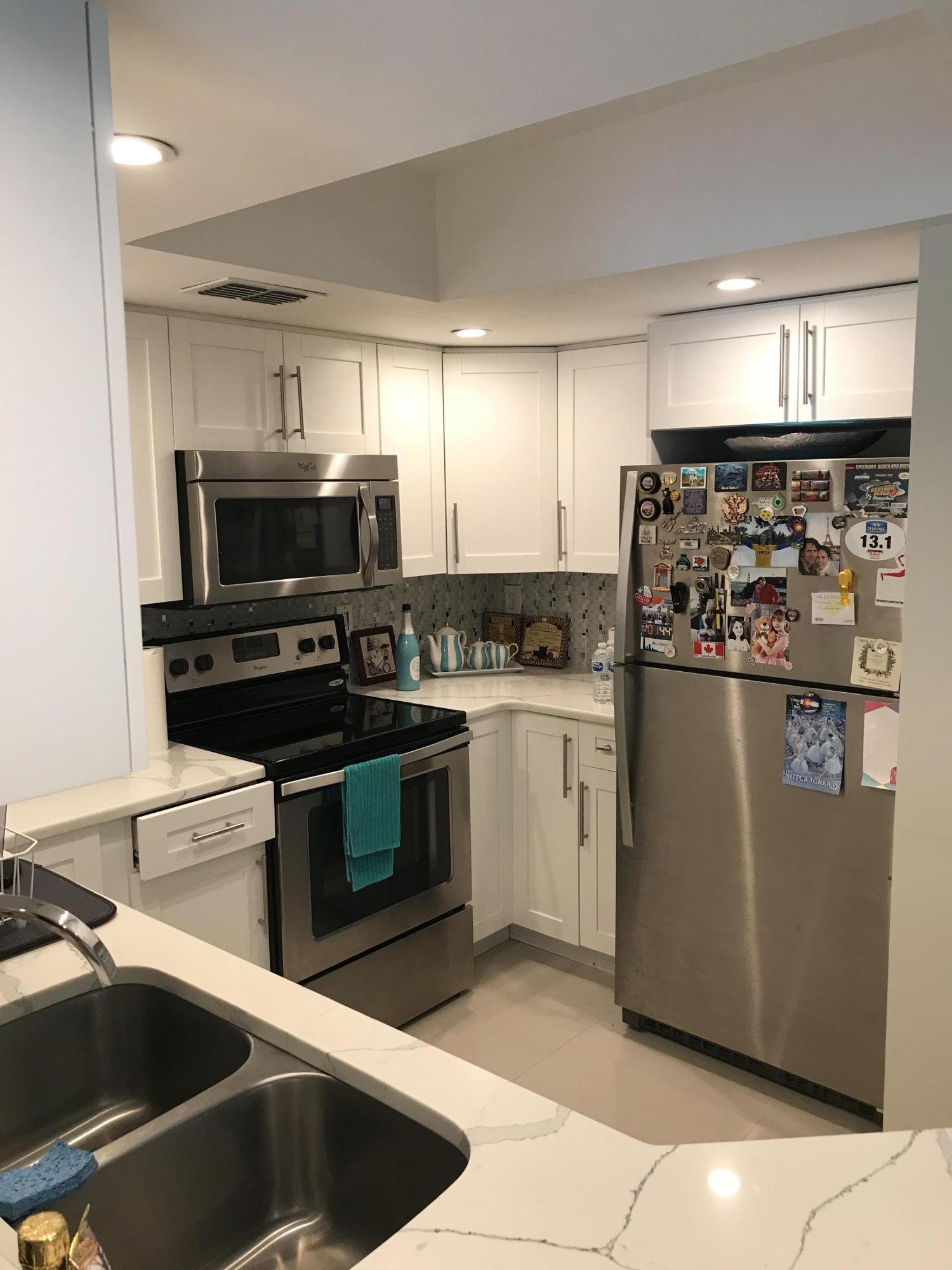 700 S Crestwood Ct Court S # 708 — Photo 4