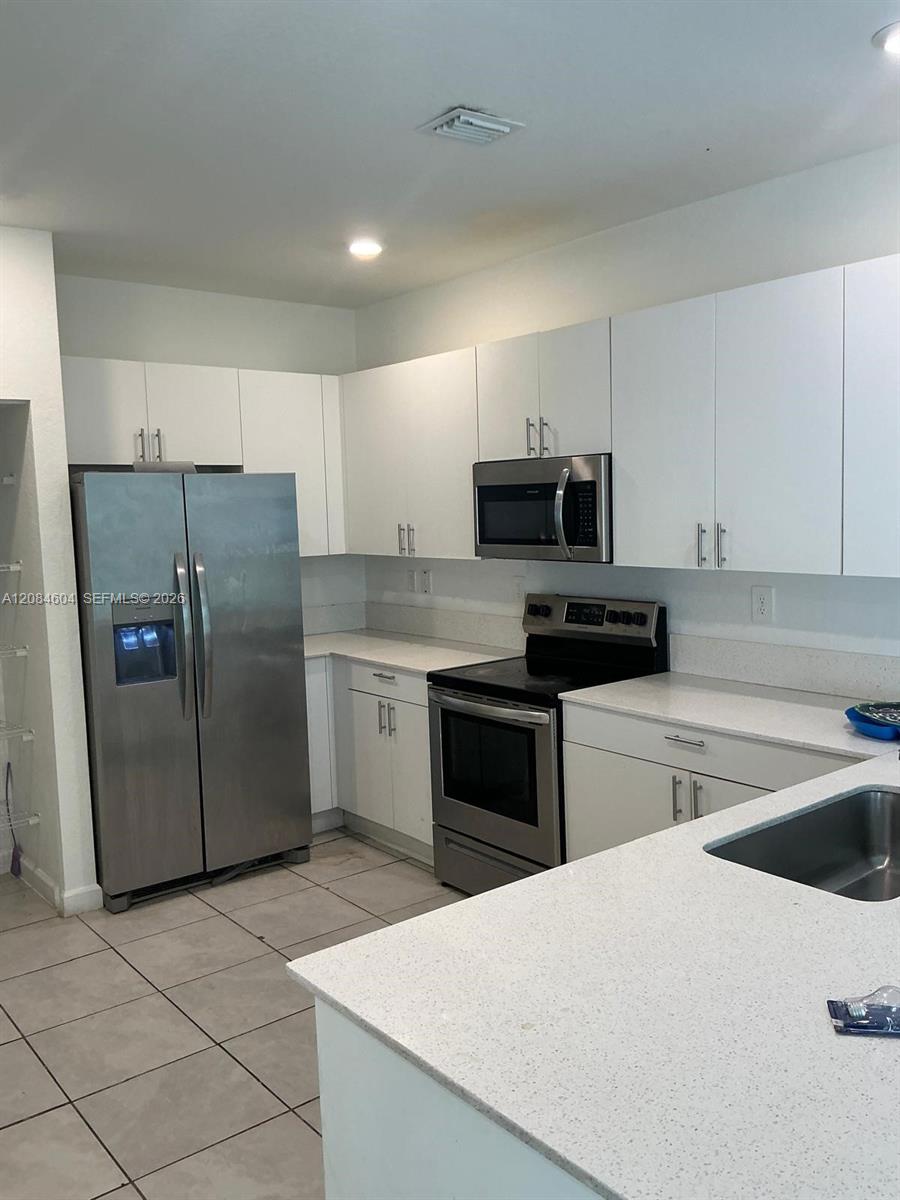 2678 SE 10th St # 2678 — Photo 5