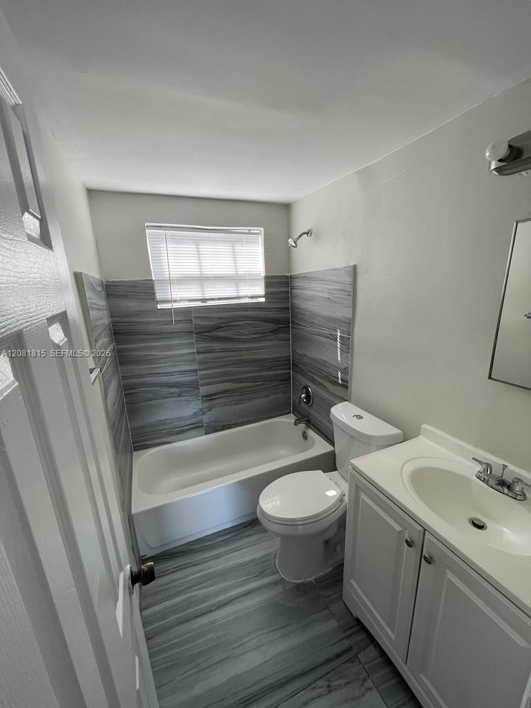 821 NW 7th Ave # 2 — Photo 4