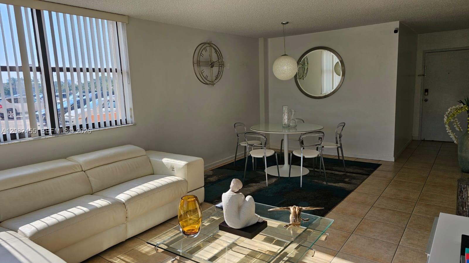 2450 NE 135th St # 102 — Photo 3