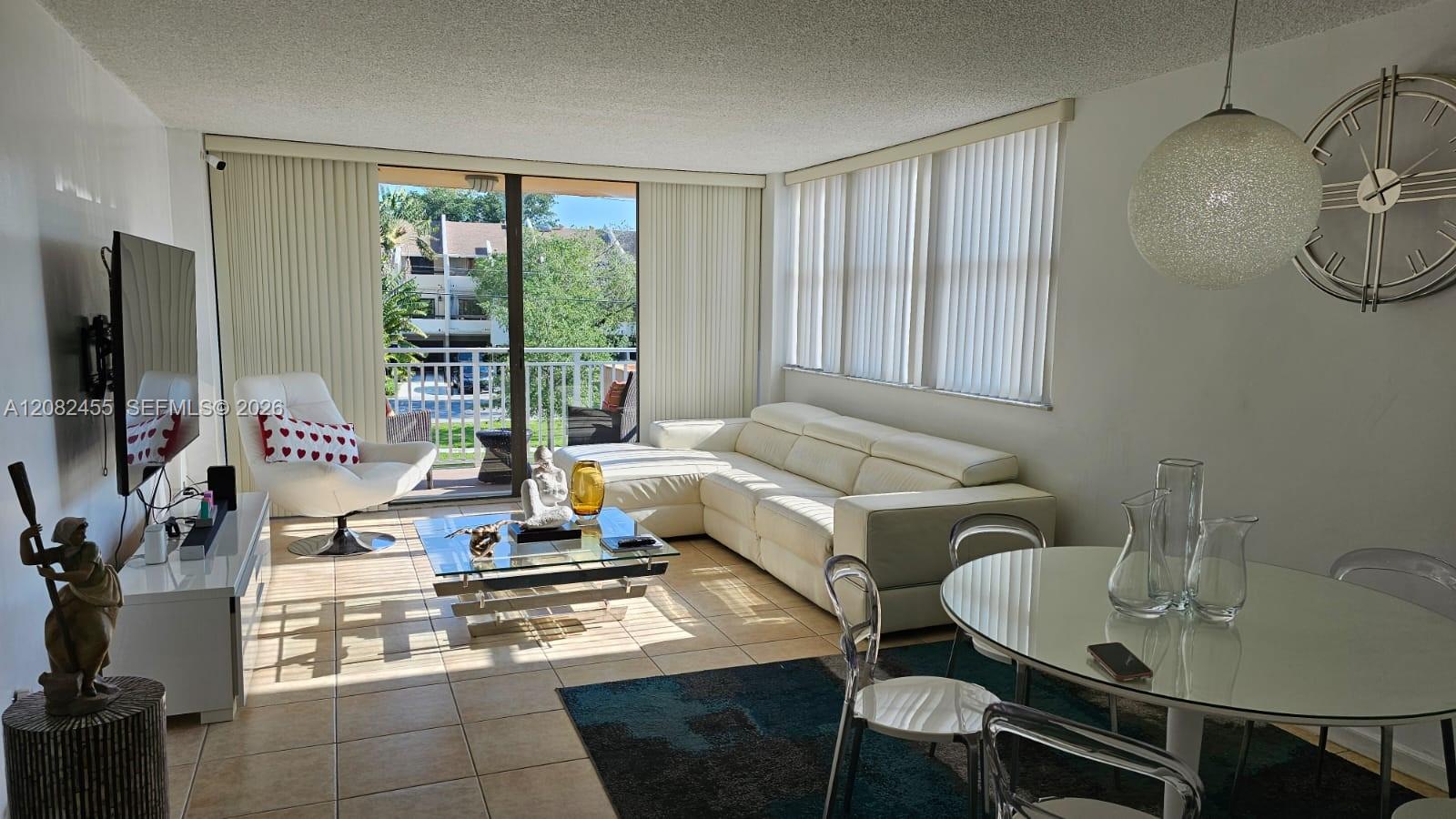 2450 NE 135th St # 102 — Photo 4