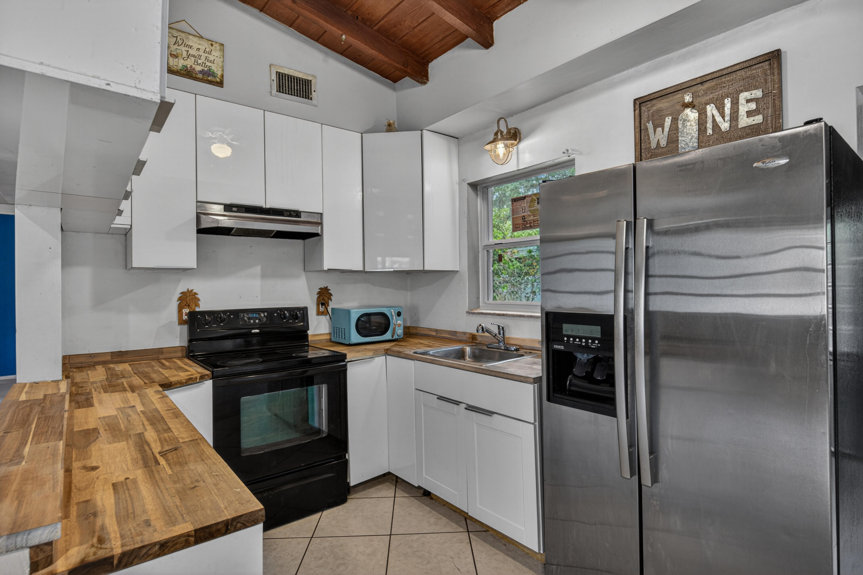 1425 SW 19th Avenue — Photo 5