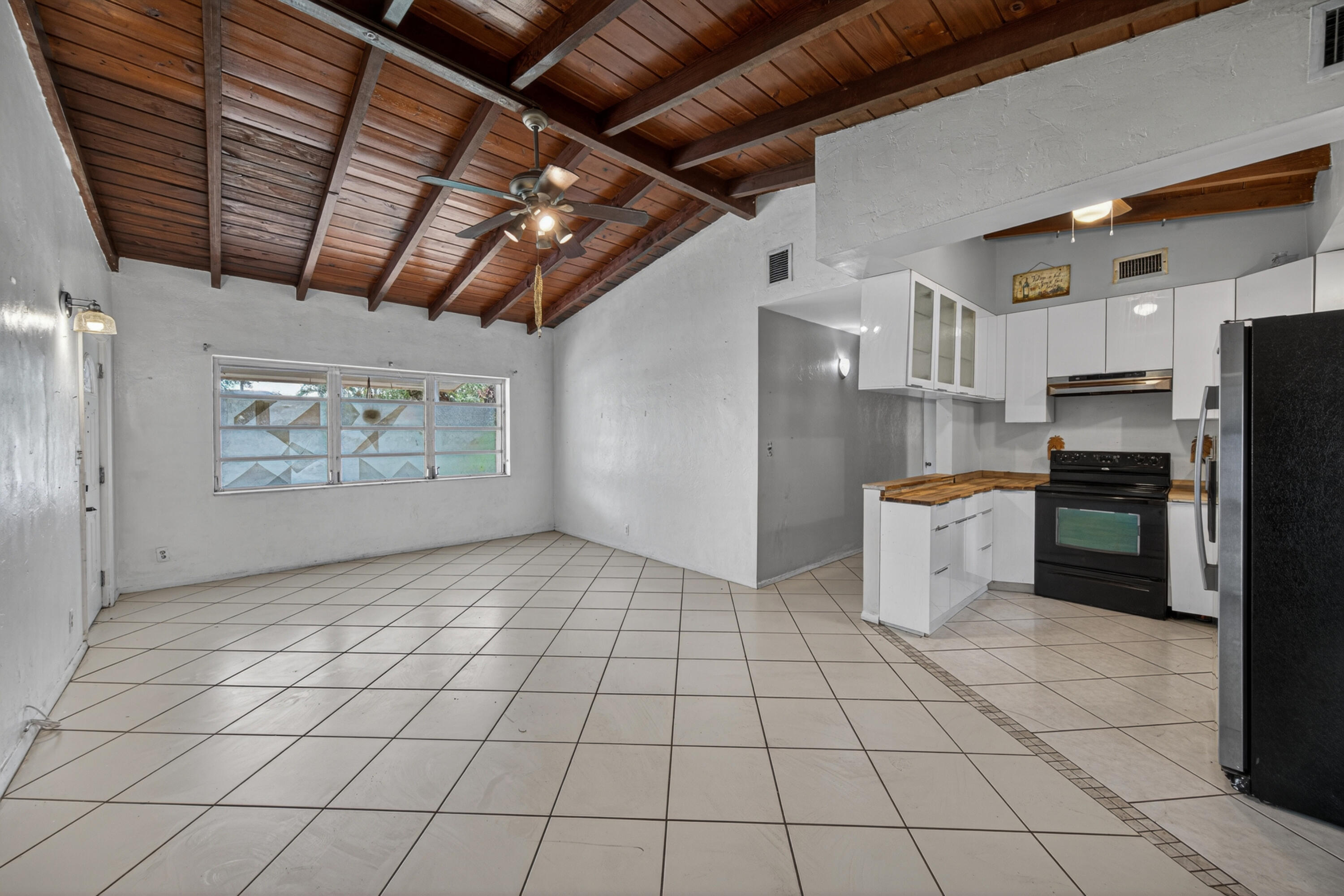 1425 SW 19th Avenue — Photo 4