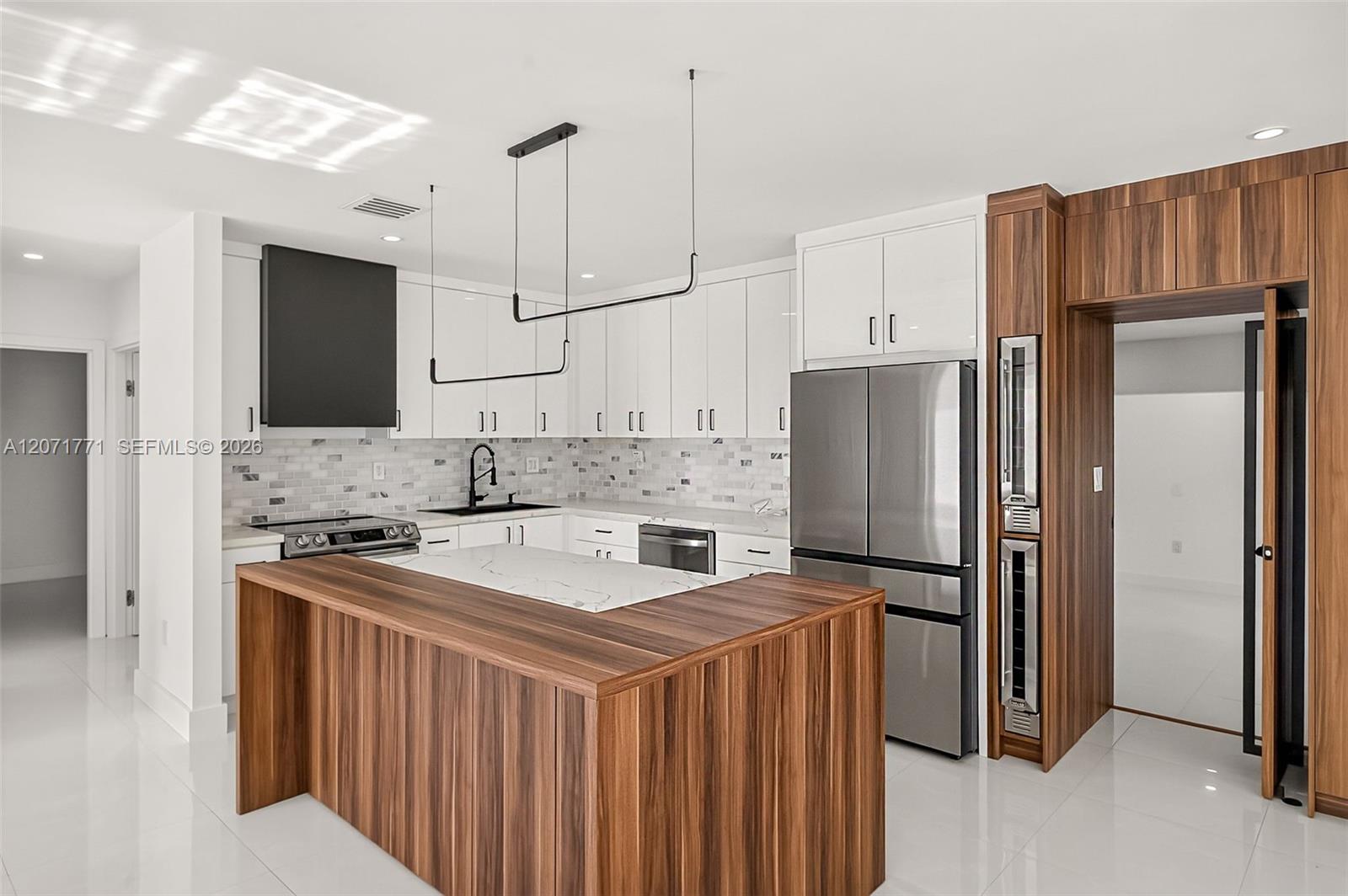 2180 SW 20th St View 11