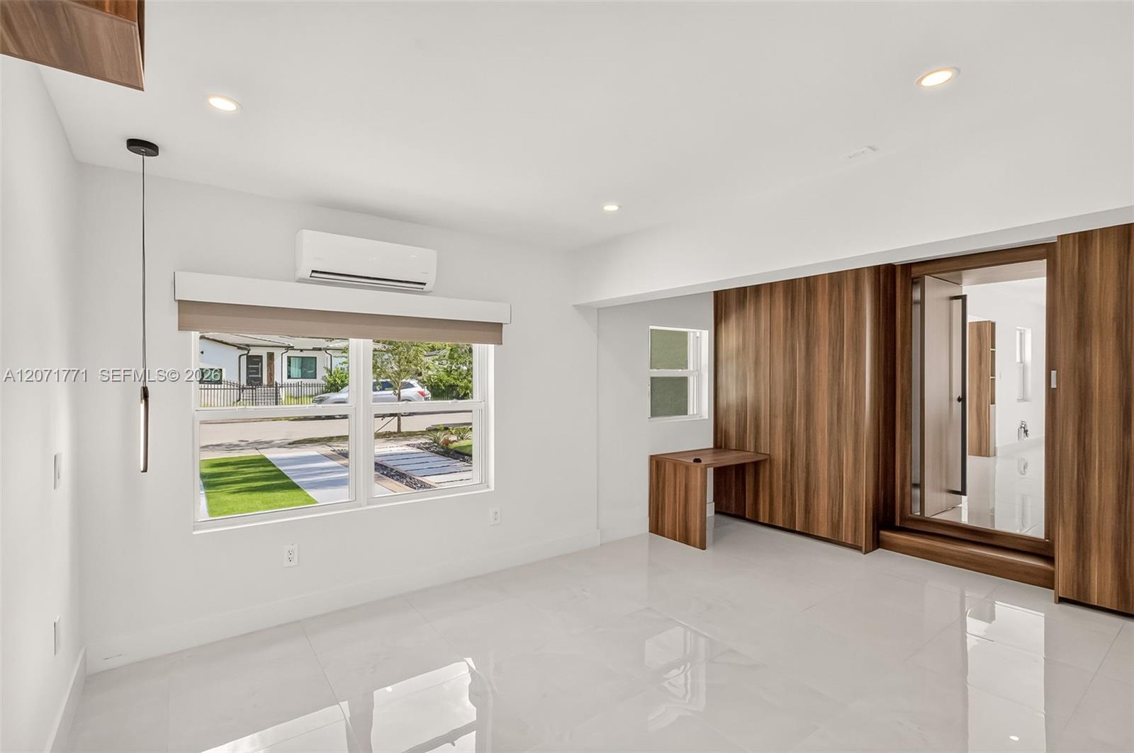 2180 SW 20th St View 14