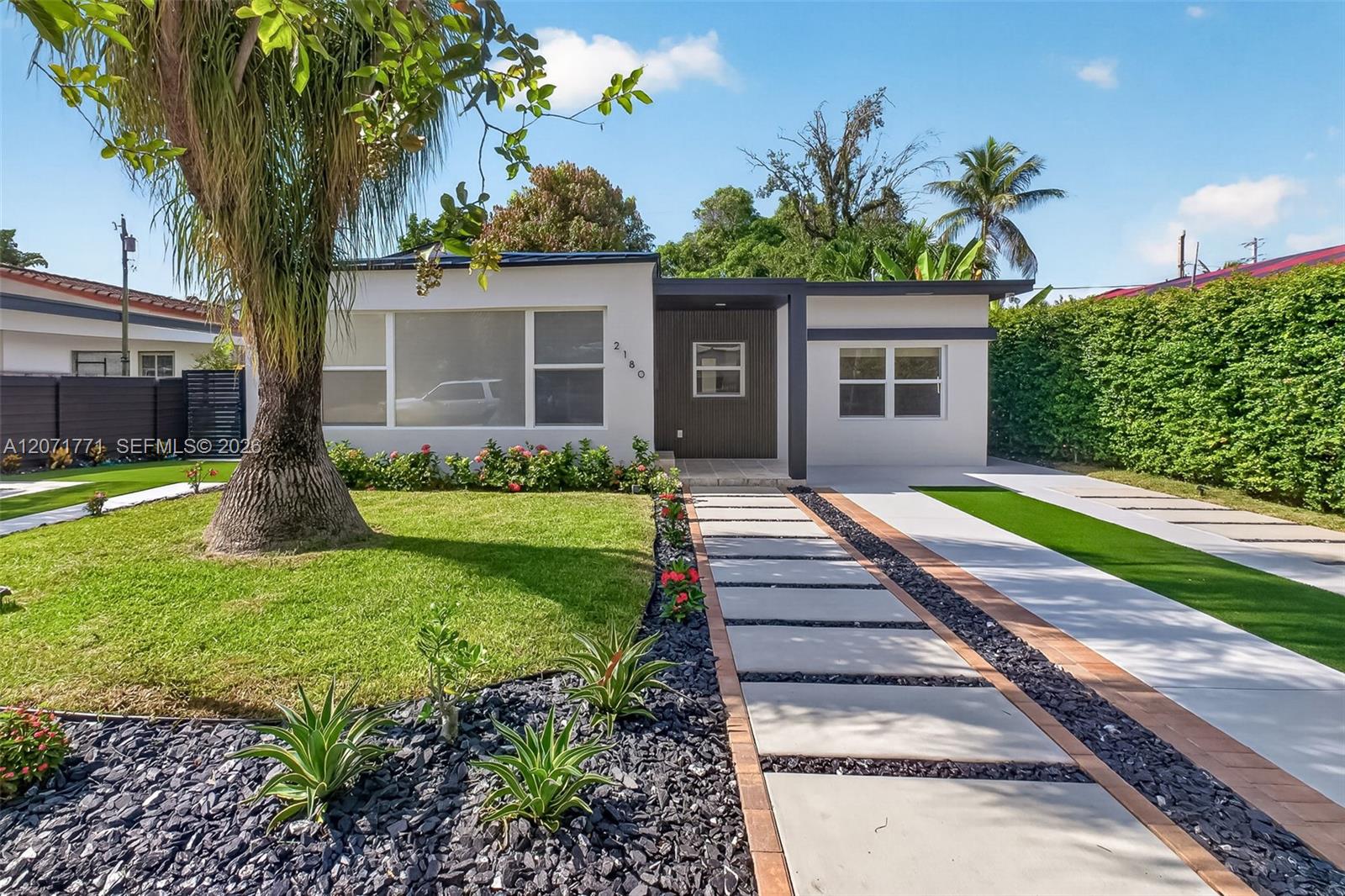 2180 SW 20th St View 3