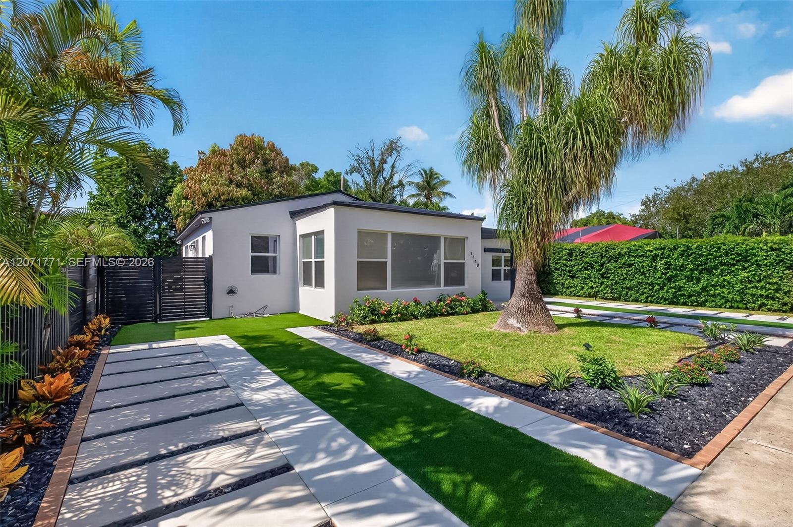 2180 SW 20th St View 4