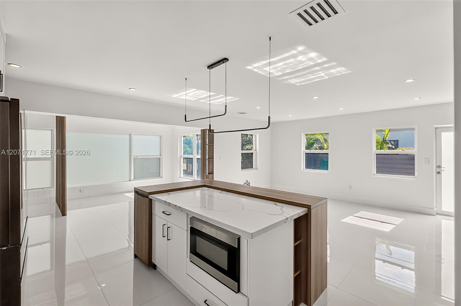 2180 SW 20th St View 8