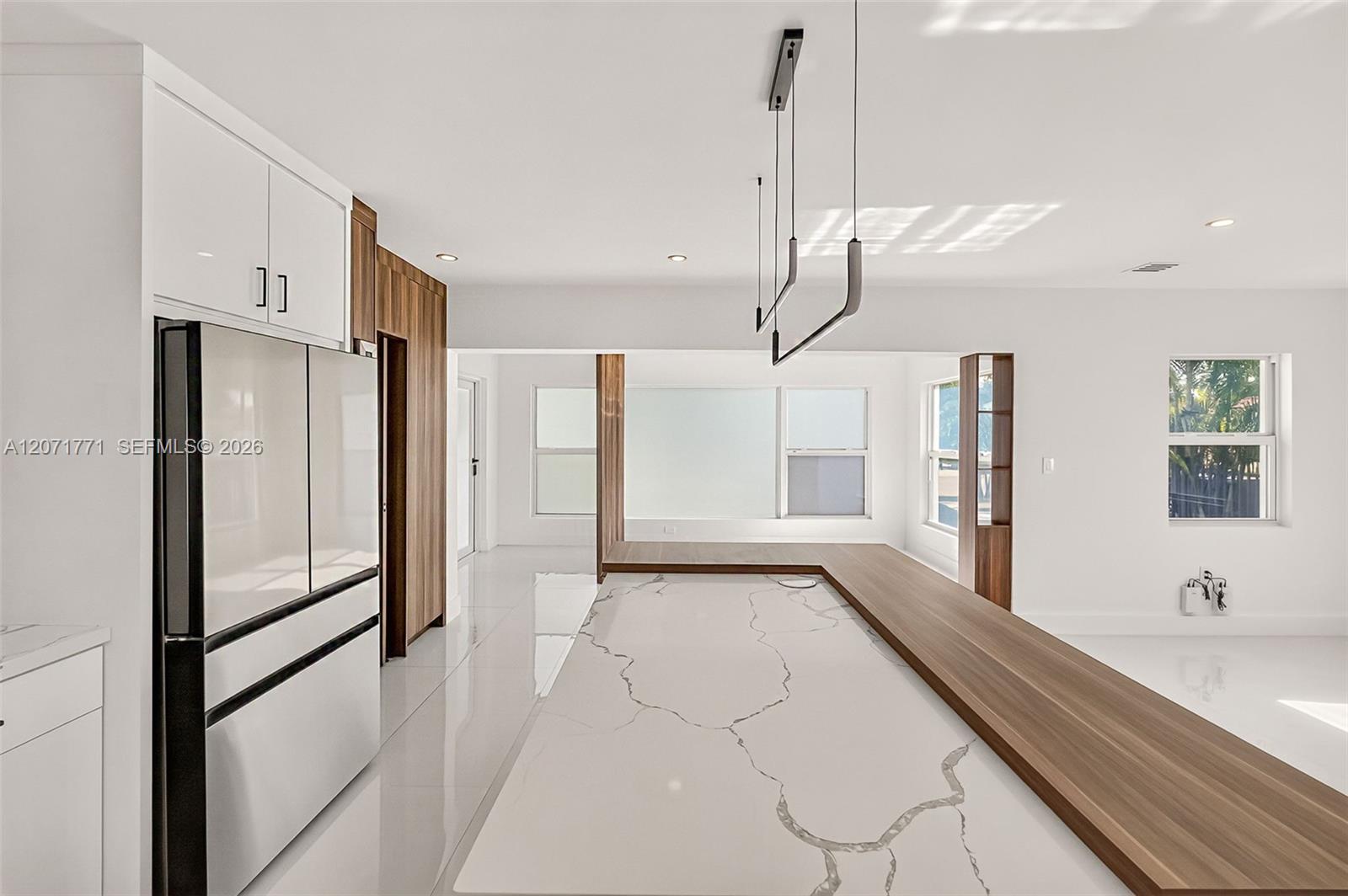 2180 SW 20th St View 9