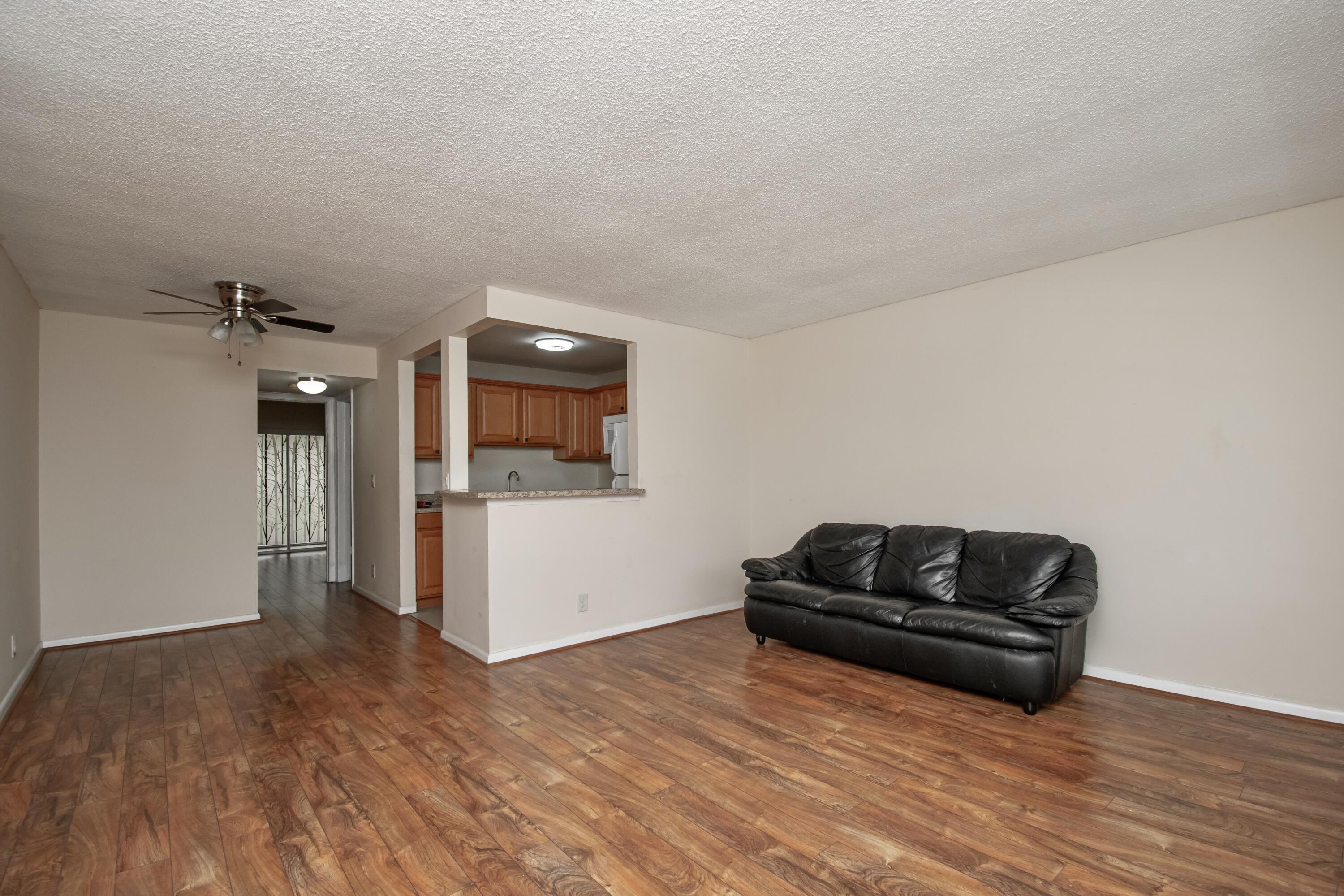 197 Andover H — Photo 4