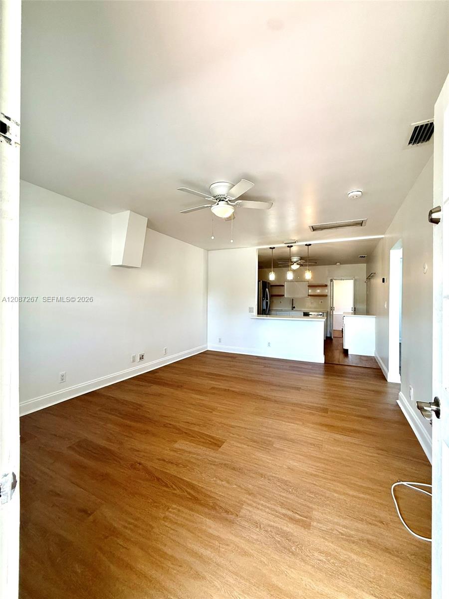 2403 Scott St # A — Photo 5