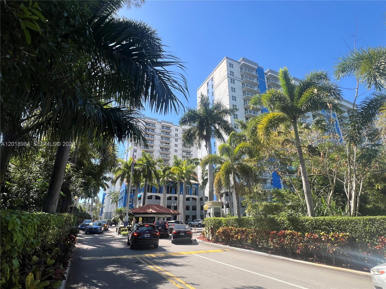 5085 NW 7th St # 711, Miami FL 33126