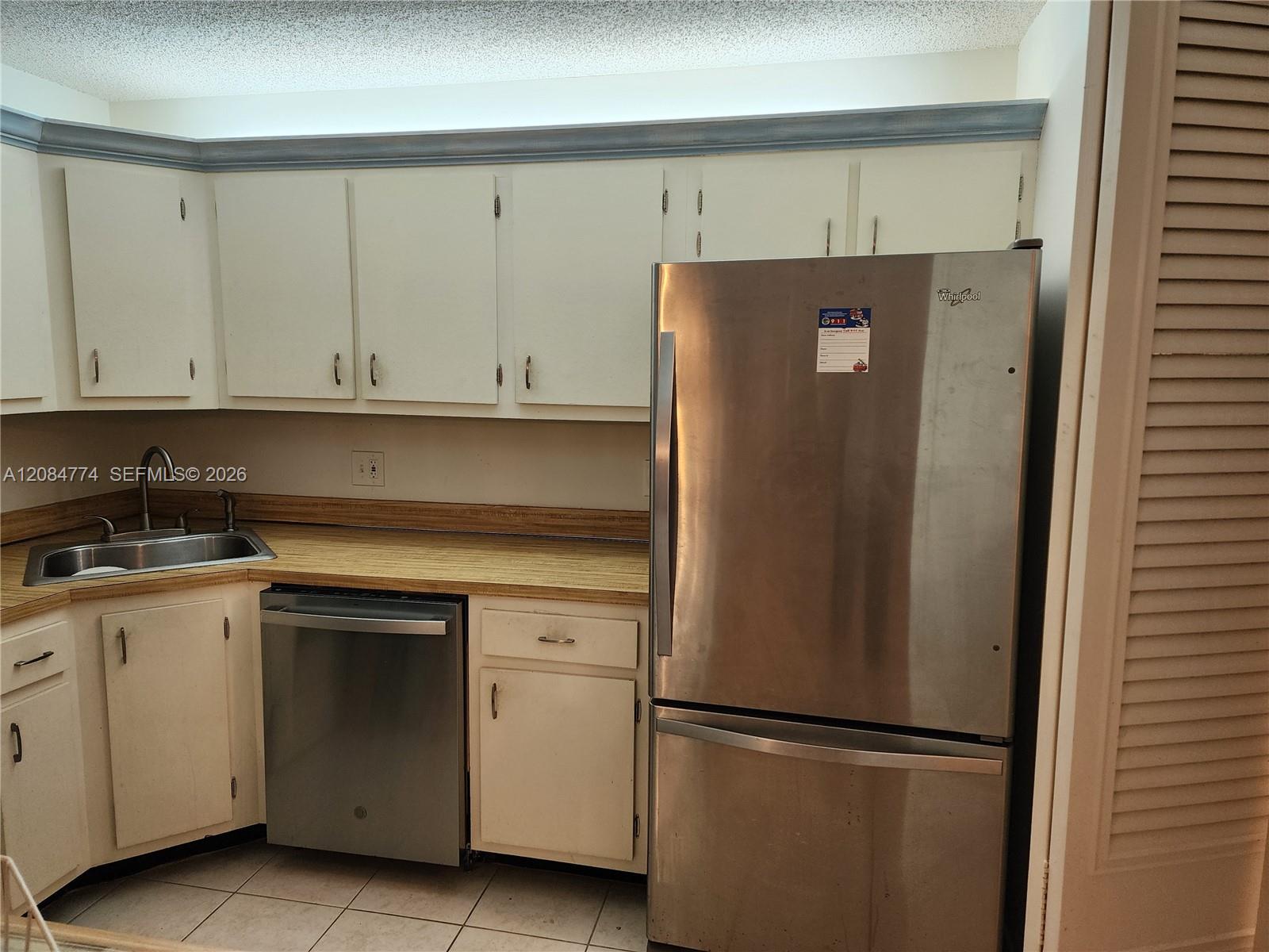 3561 Pine Tree Ct # 2 — Photo 3