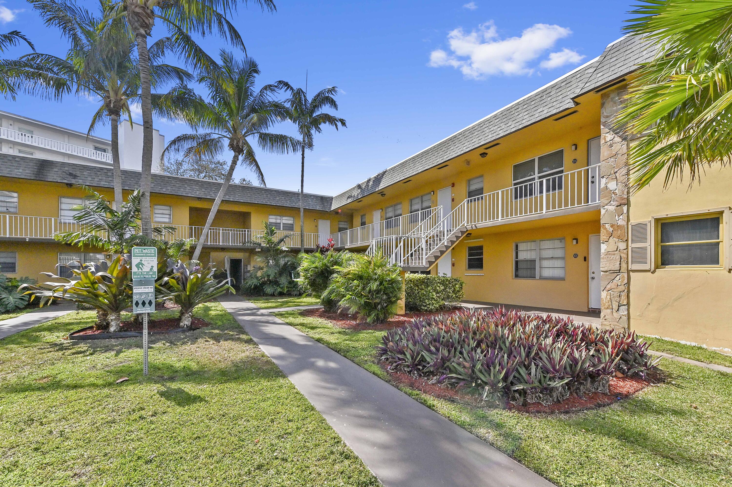 240 Croton Avenue # 102, Lantana FL 33462