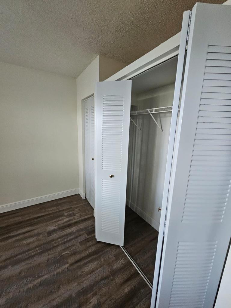18335 NW 68 Avenue # 323A — Photo 2