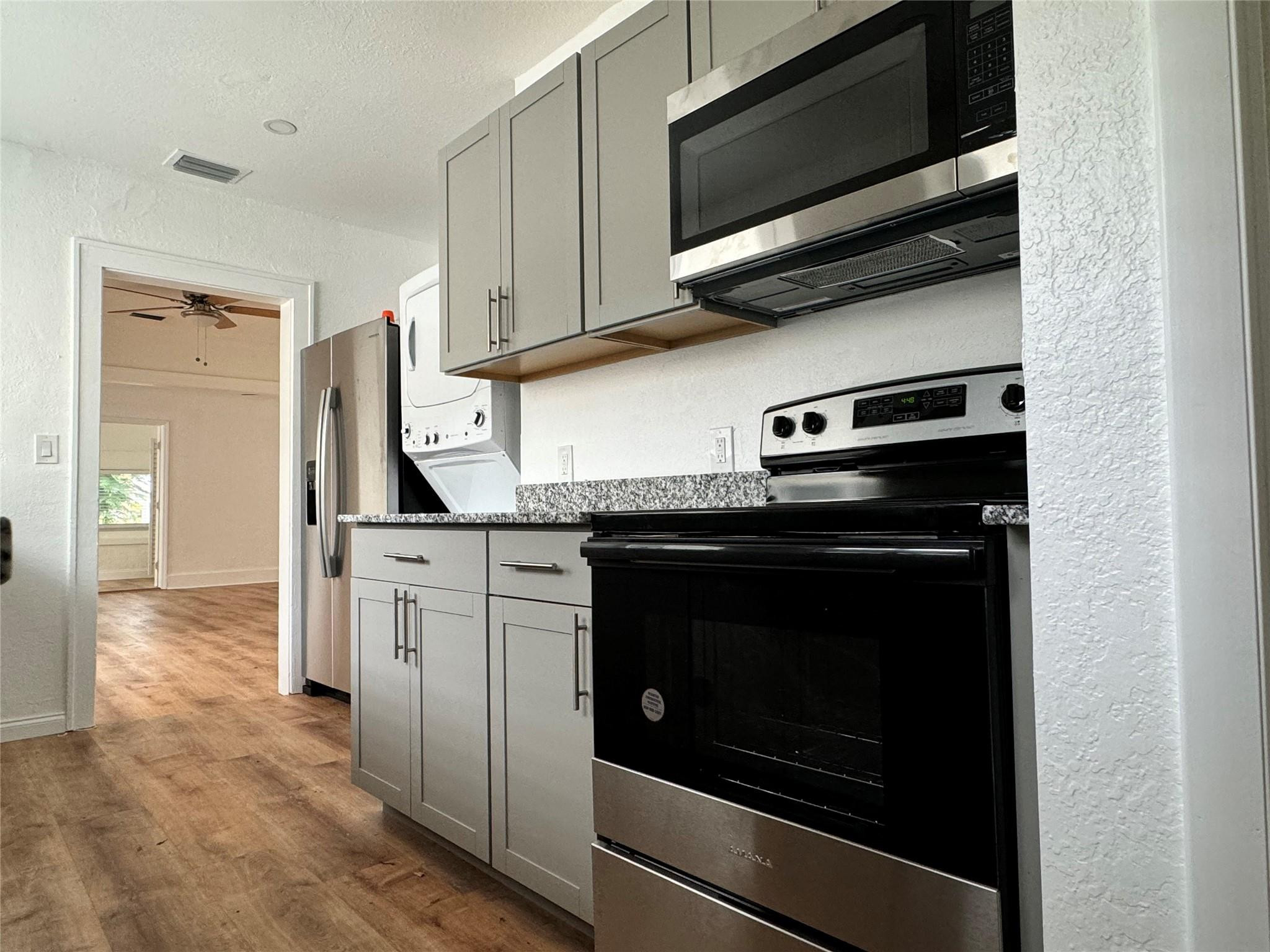1849 S Madison Street — Photo 5