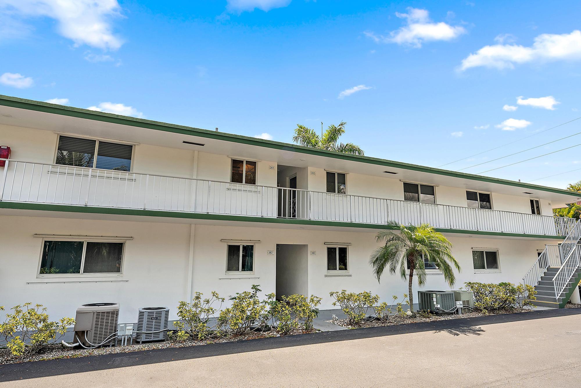 2 Garden Street # 203m, Tequesta FL 33469