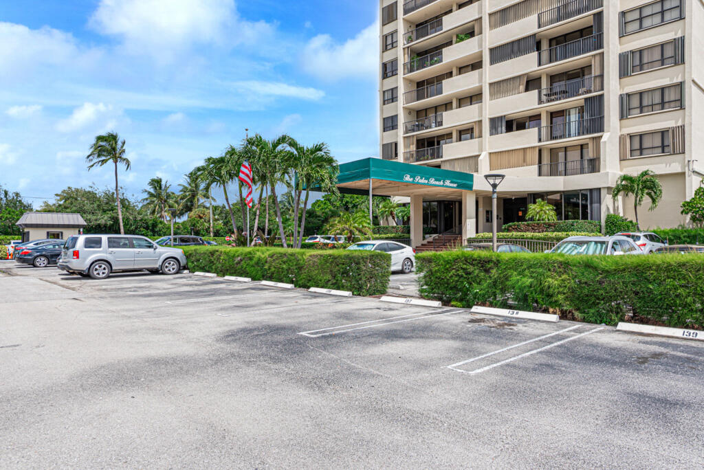 5600 N Flagler Drive # 203 — Photo 4