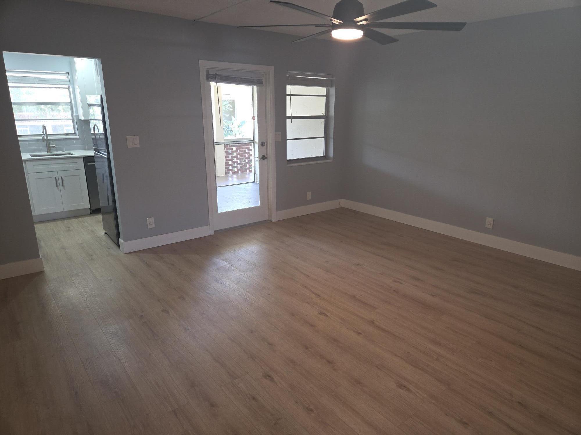 2800 NE 14th St # 217 — Photo 3