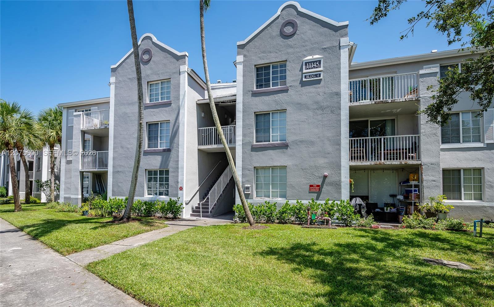 11145 SW 6th St # 302, Pembroke Pines FL 33025