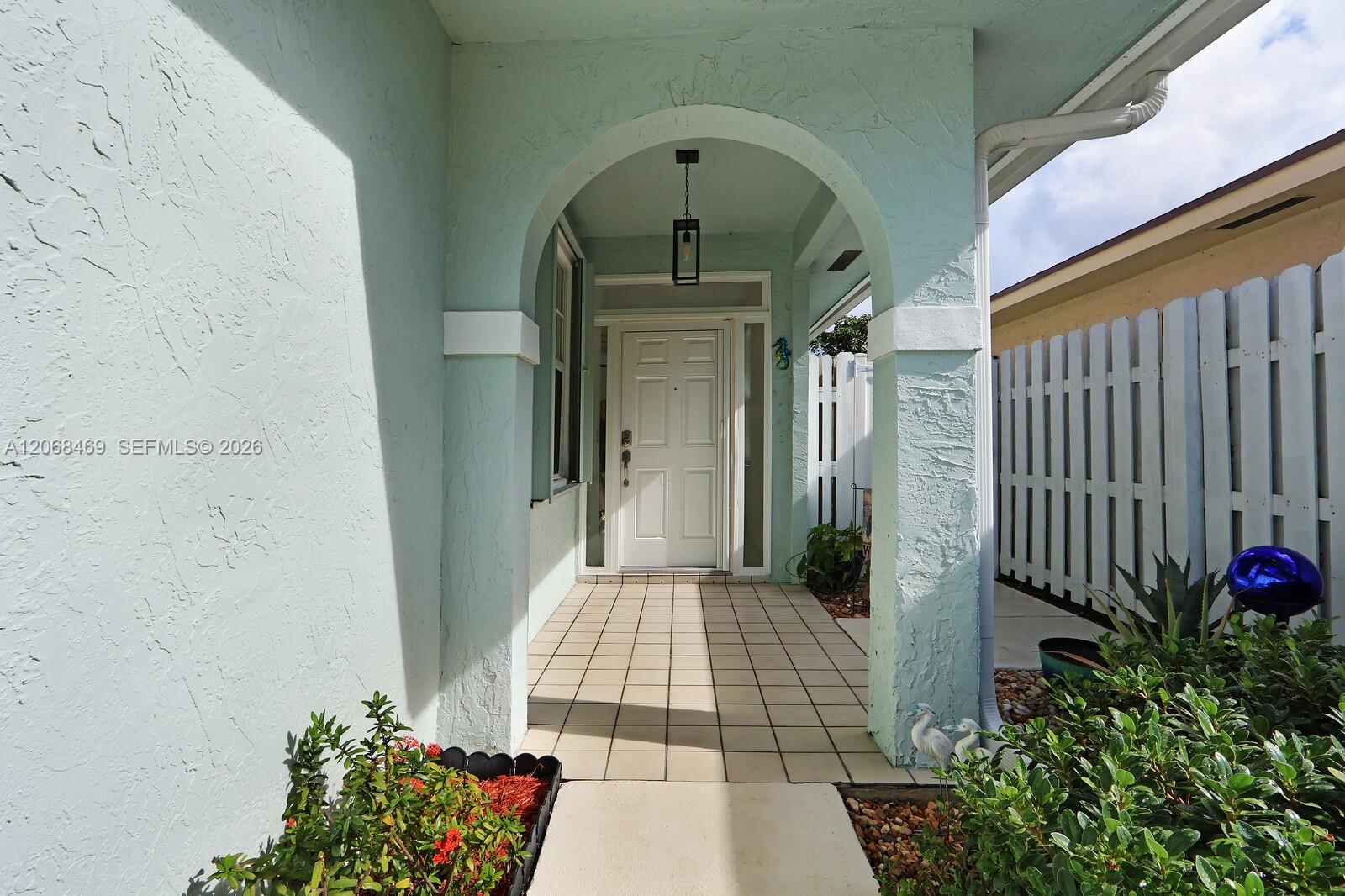 157 Sims Creek Ln — Photo 3