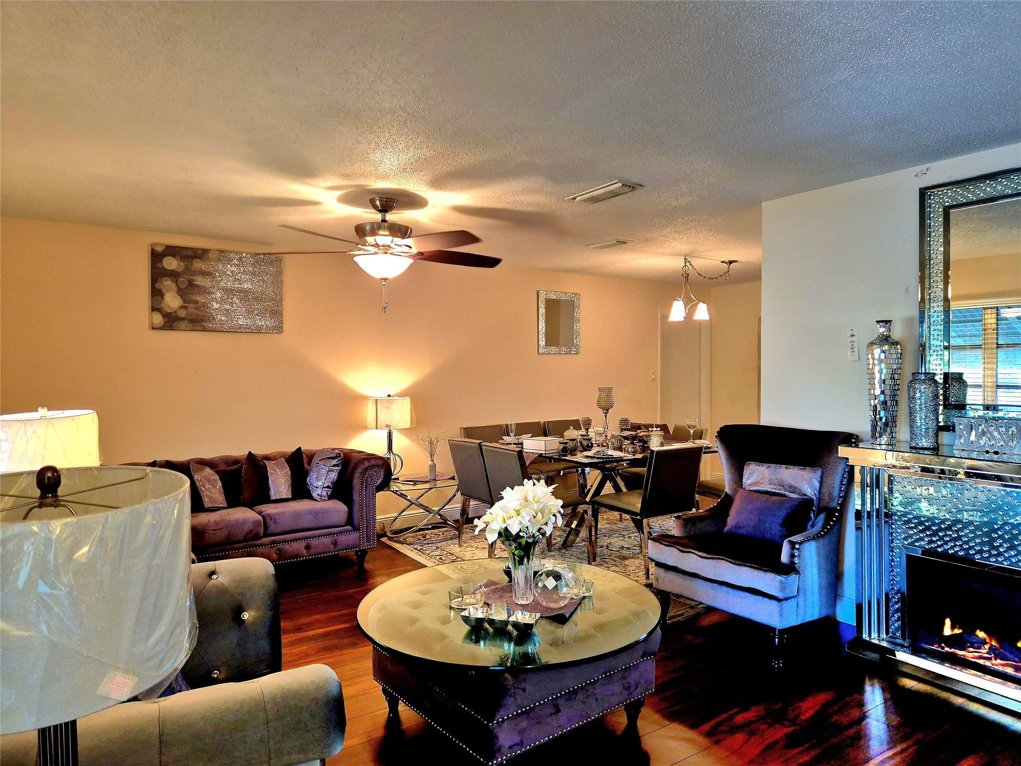 1390 NW 70th Lane — Photo 4