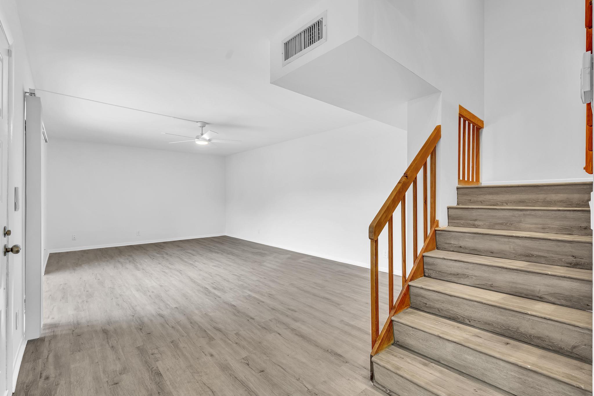 3319 SPANISH WELLS Drive # C — Photo 2