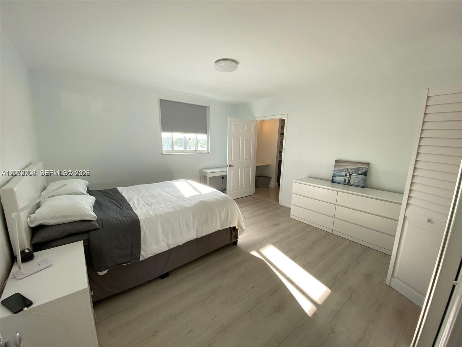 BEDROOM  FILLED WITH LIGHT