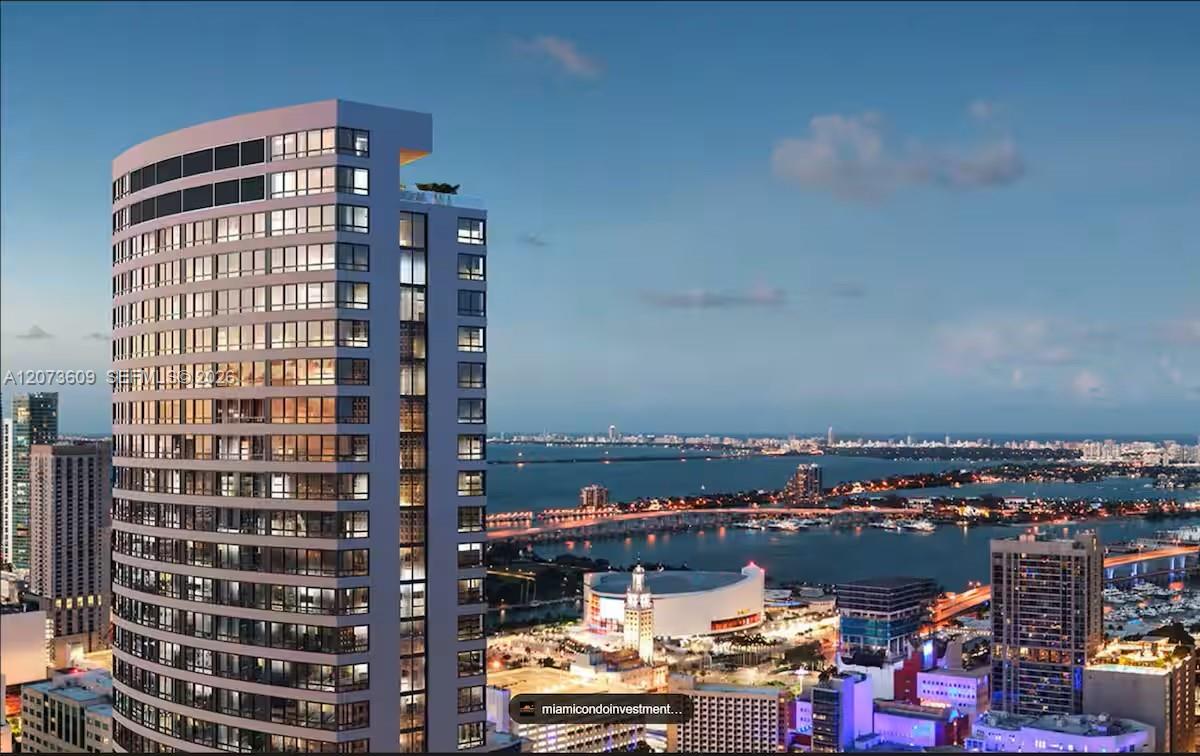 225 N Miami Ave # 1407, Miami FL 33128