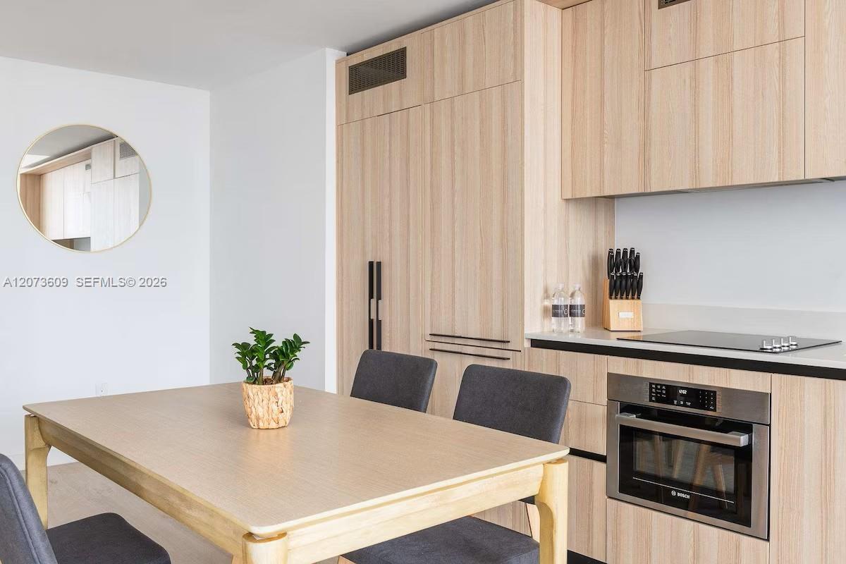 225 N Miami Ave # 1407 — Photo 4