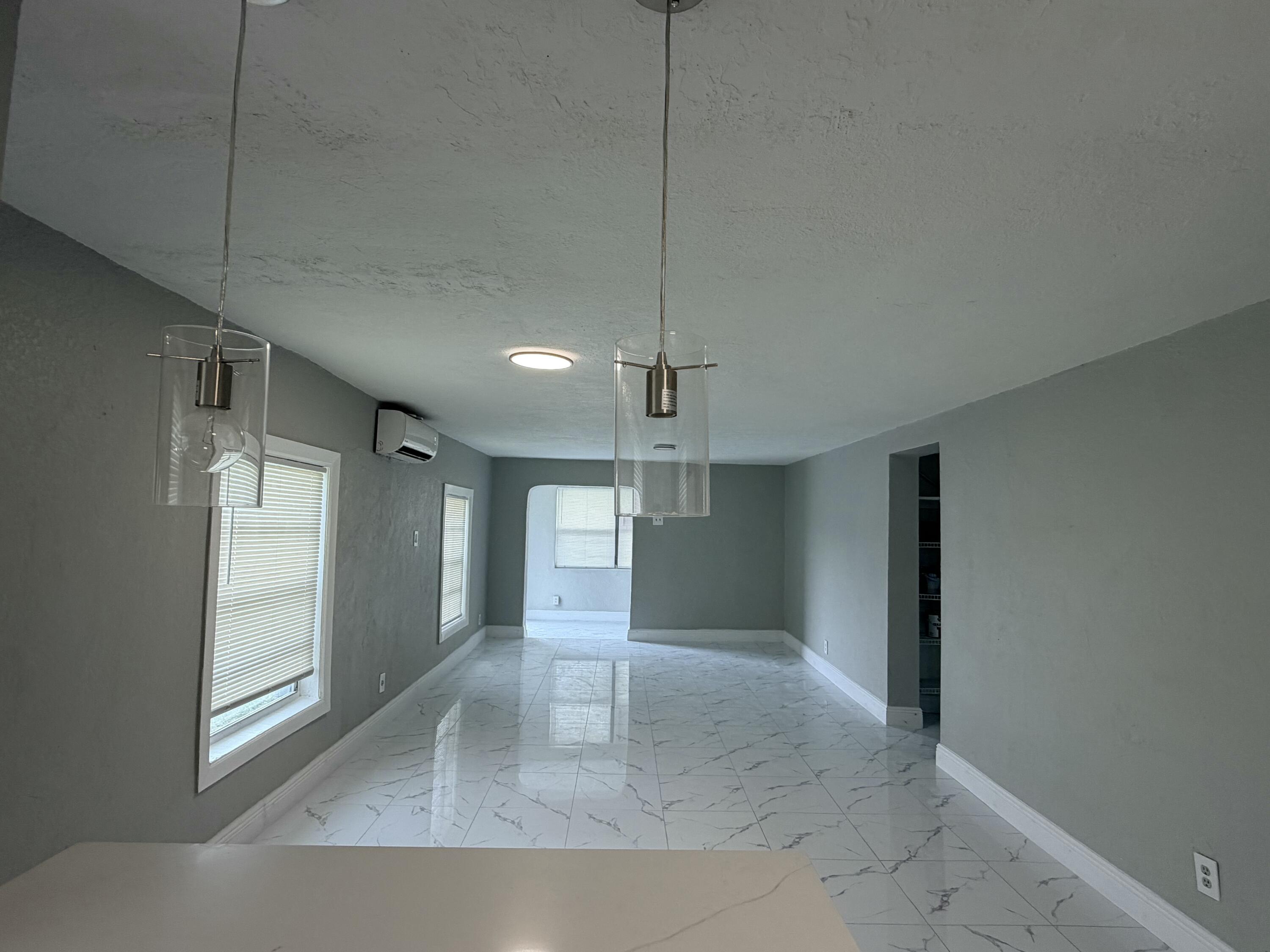 605 NW 9TH Avenue — Photo 4