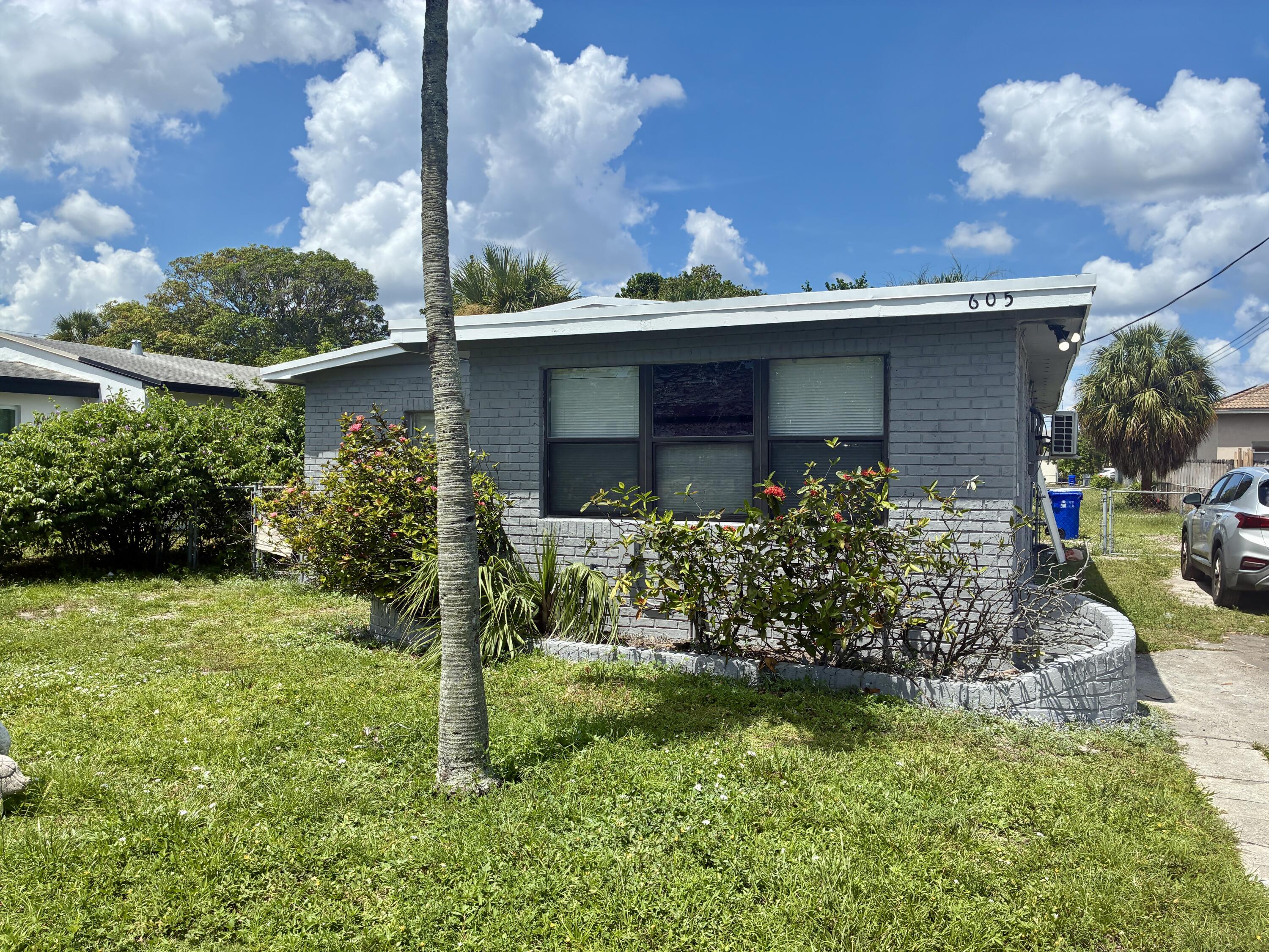 605 NW 9TH Avenue, Pompano Beach FL 33060