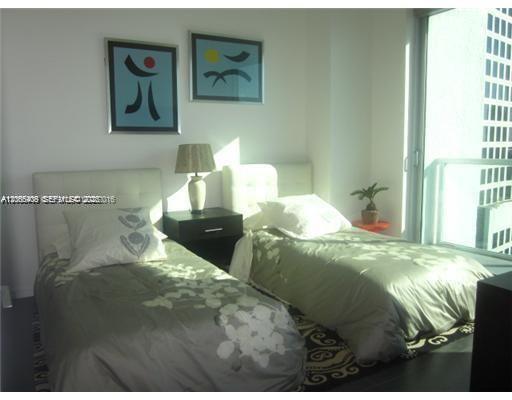 55 SE 6th St # 4102 View 5