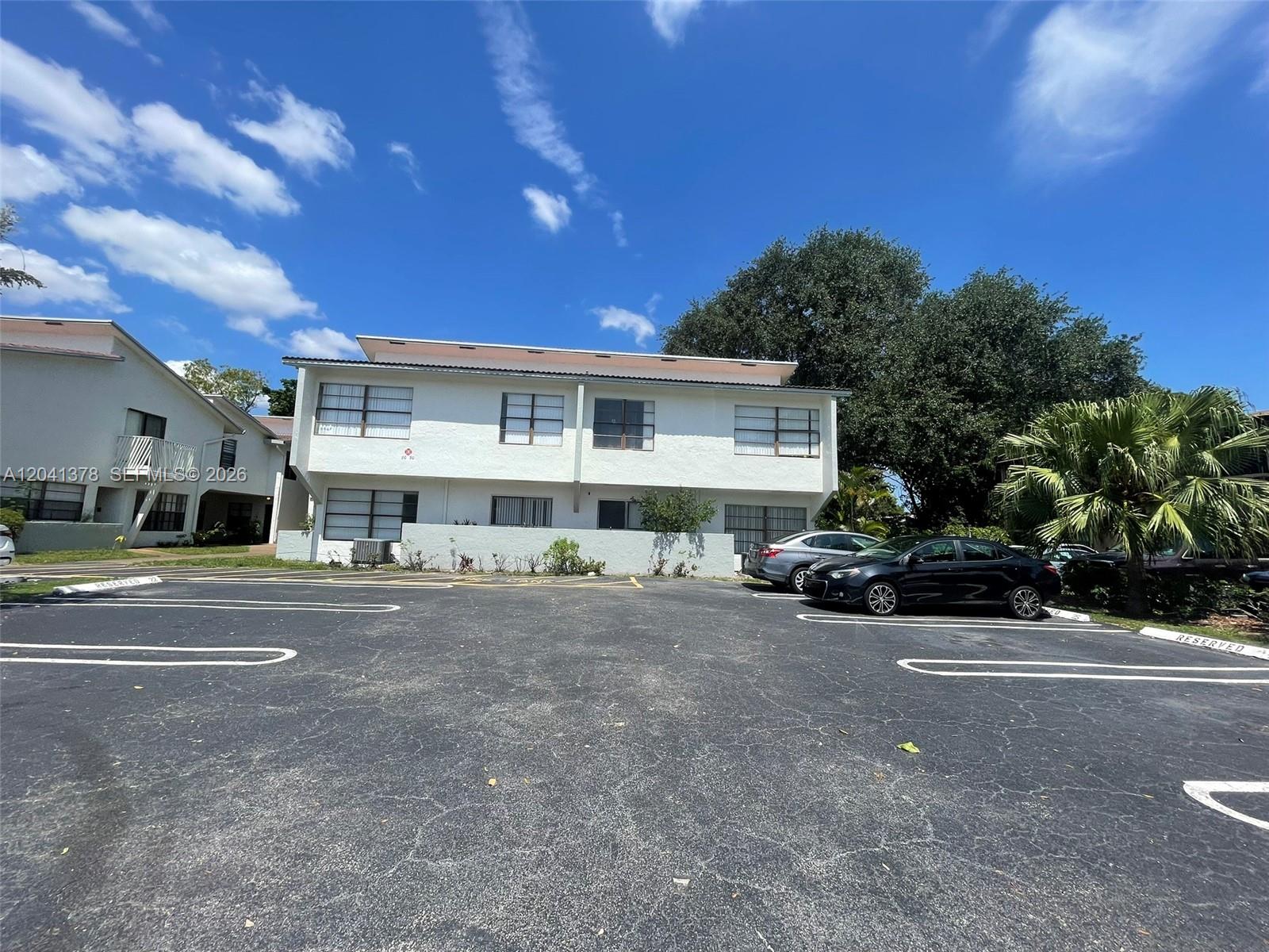 2580 Coral Springs Dr # 2580 — Photo 3