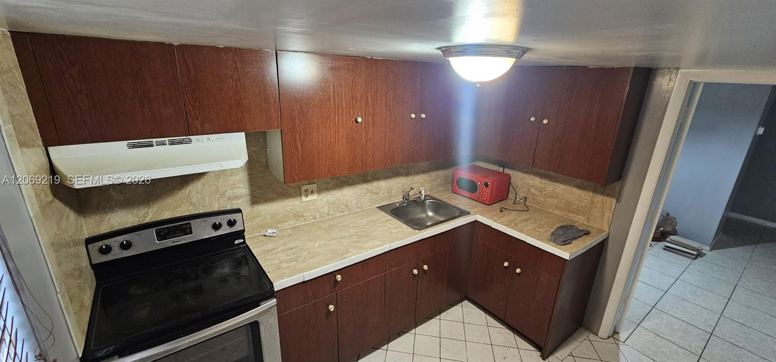 4168 Inverrary Dr # 112 — Photo 2
