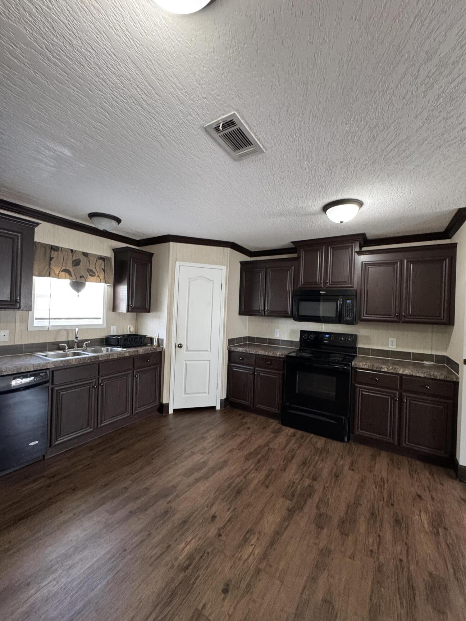 2555 Pga Boulevard # 441 — Photo 5