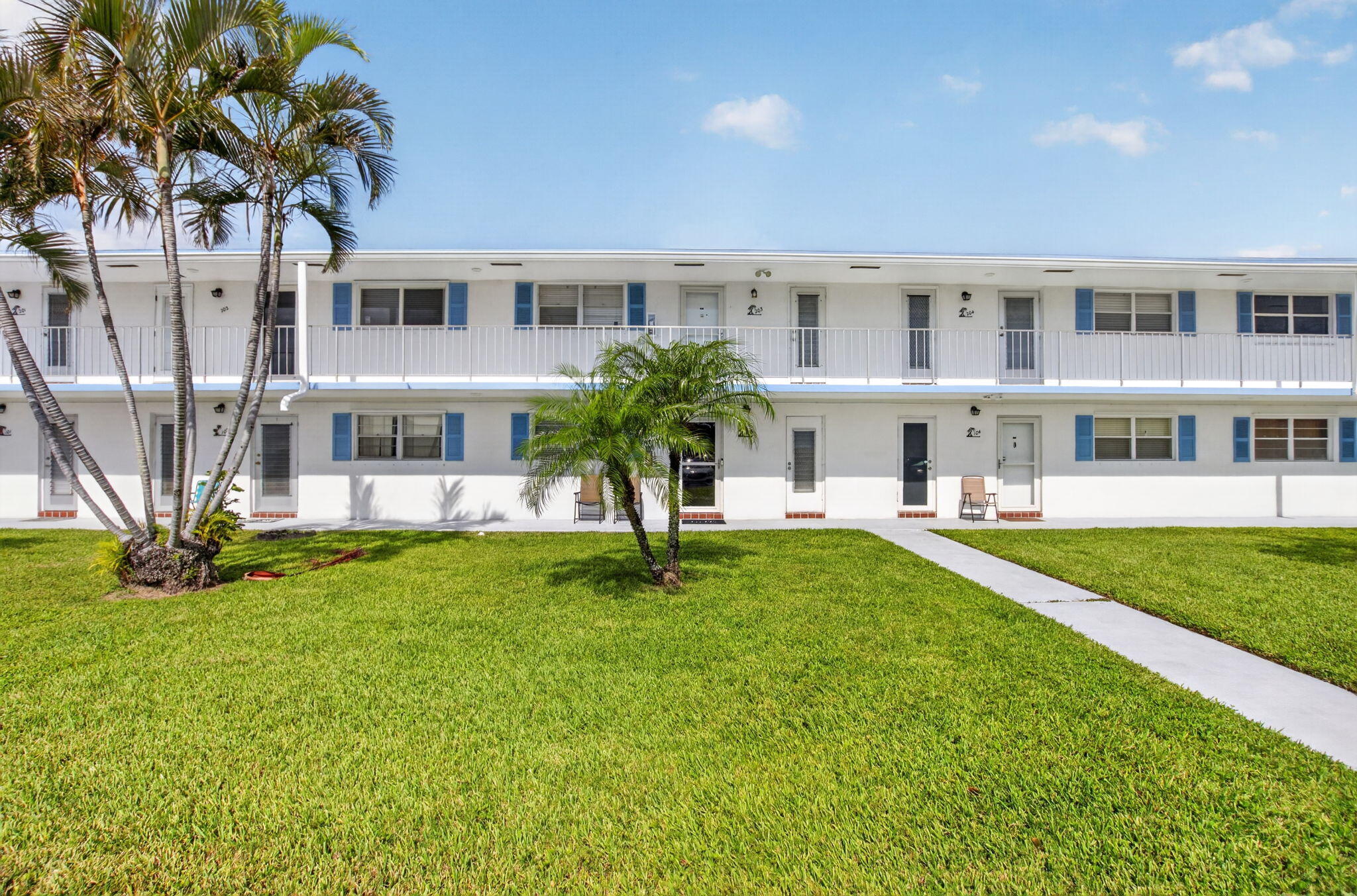 1115 LAKE Terrace # 103, Boynton Beach FL 33426
