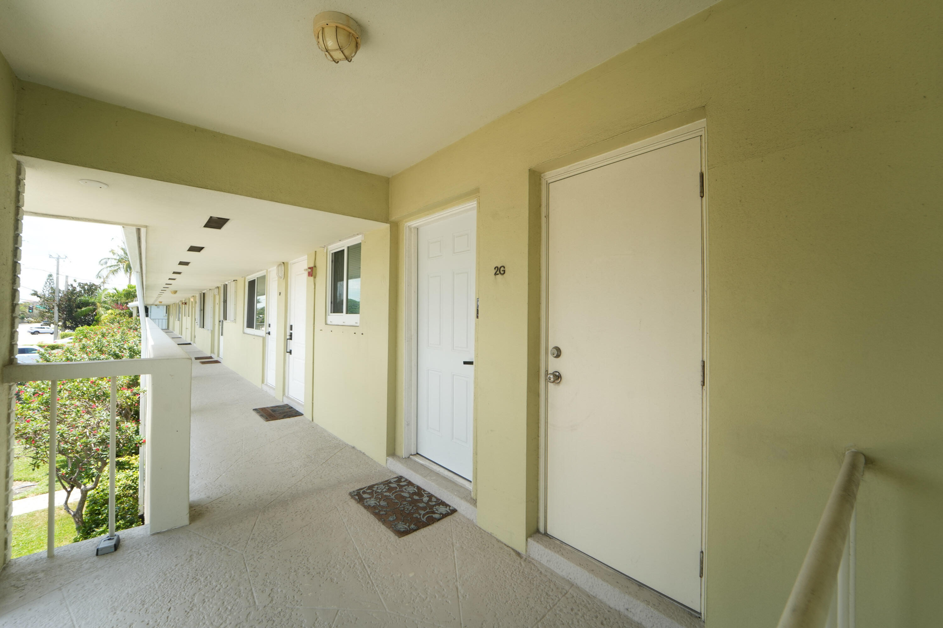 2311 NE 36th Street NE # 2G — Photo 3