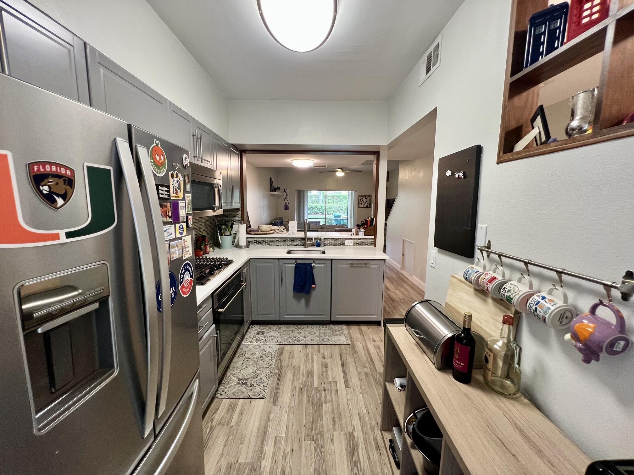 7844 Dixie Beach Circle — Photo 4