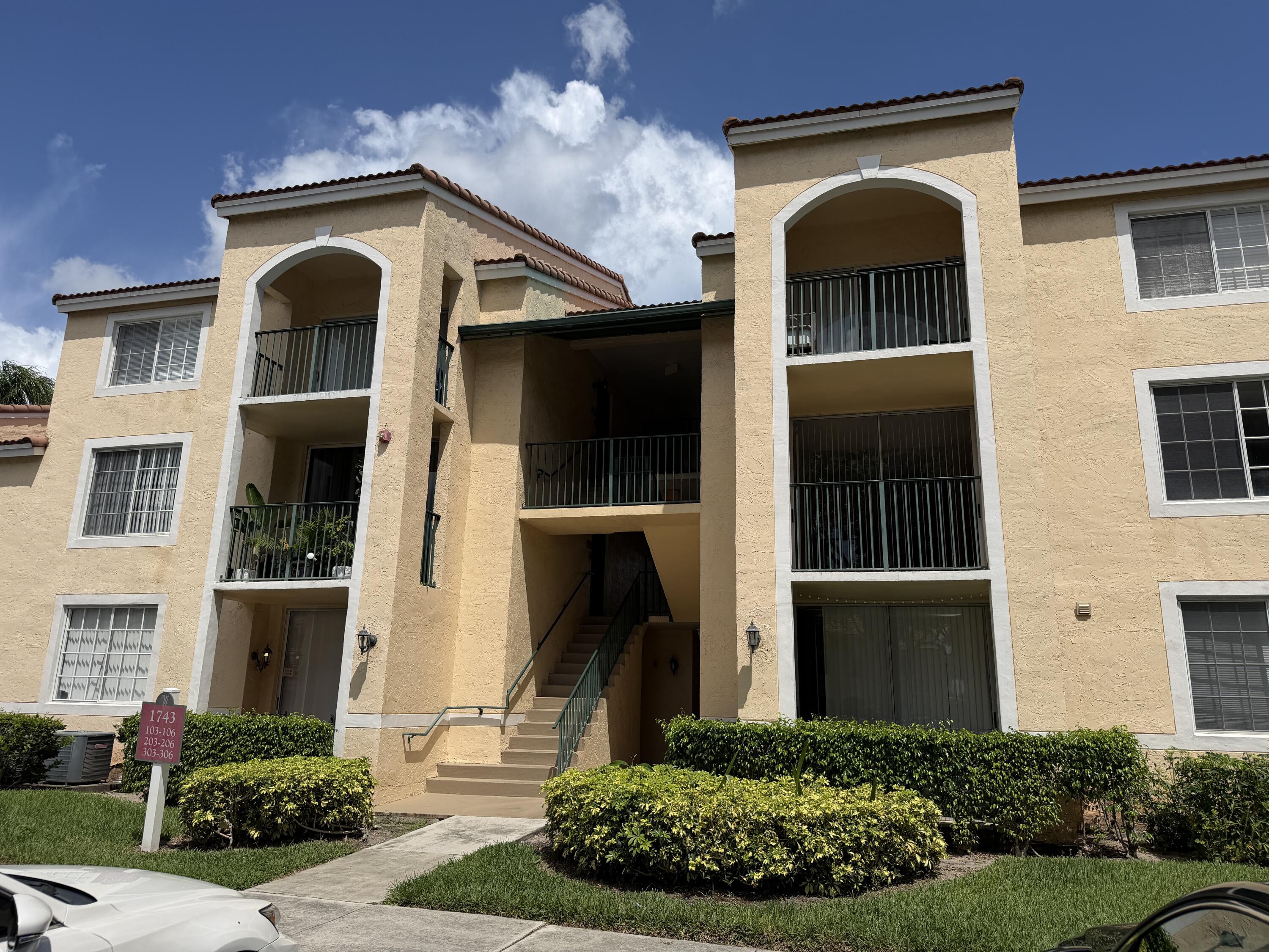 1743 Village Boulevard # 106, West Palm Beach FL 33409